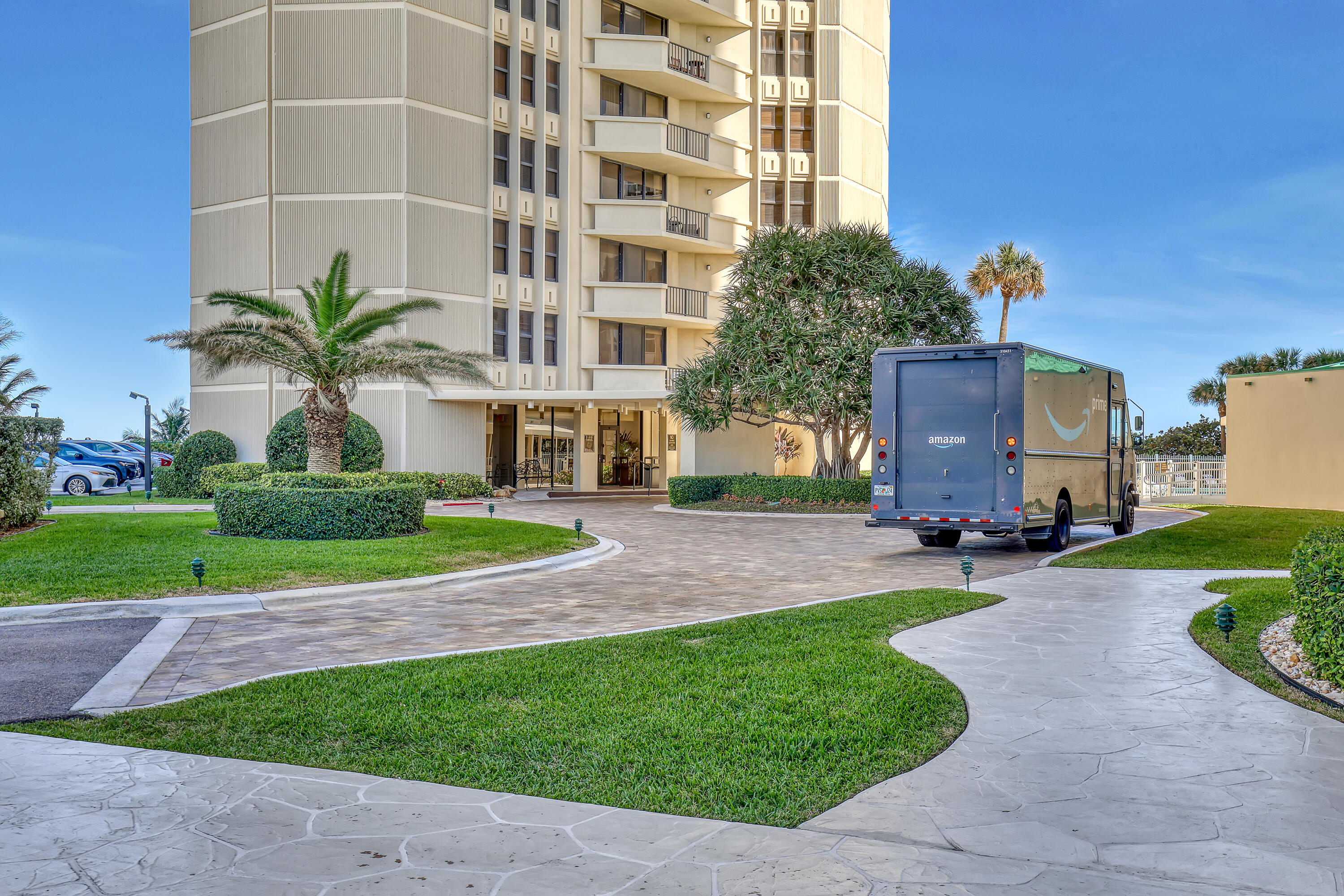 2800 N Ocean Drive A-22A