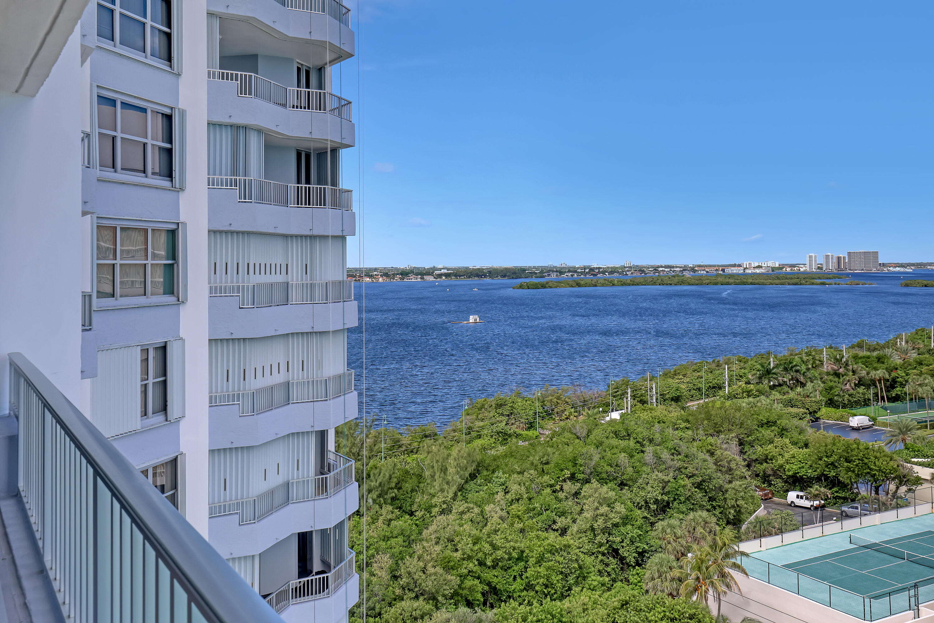 5200 N Ocean Drive 1201