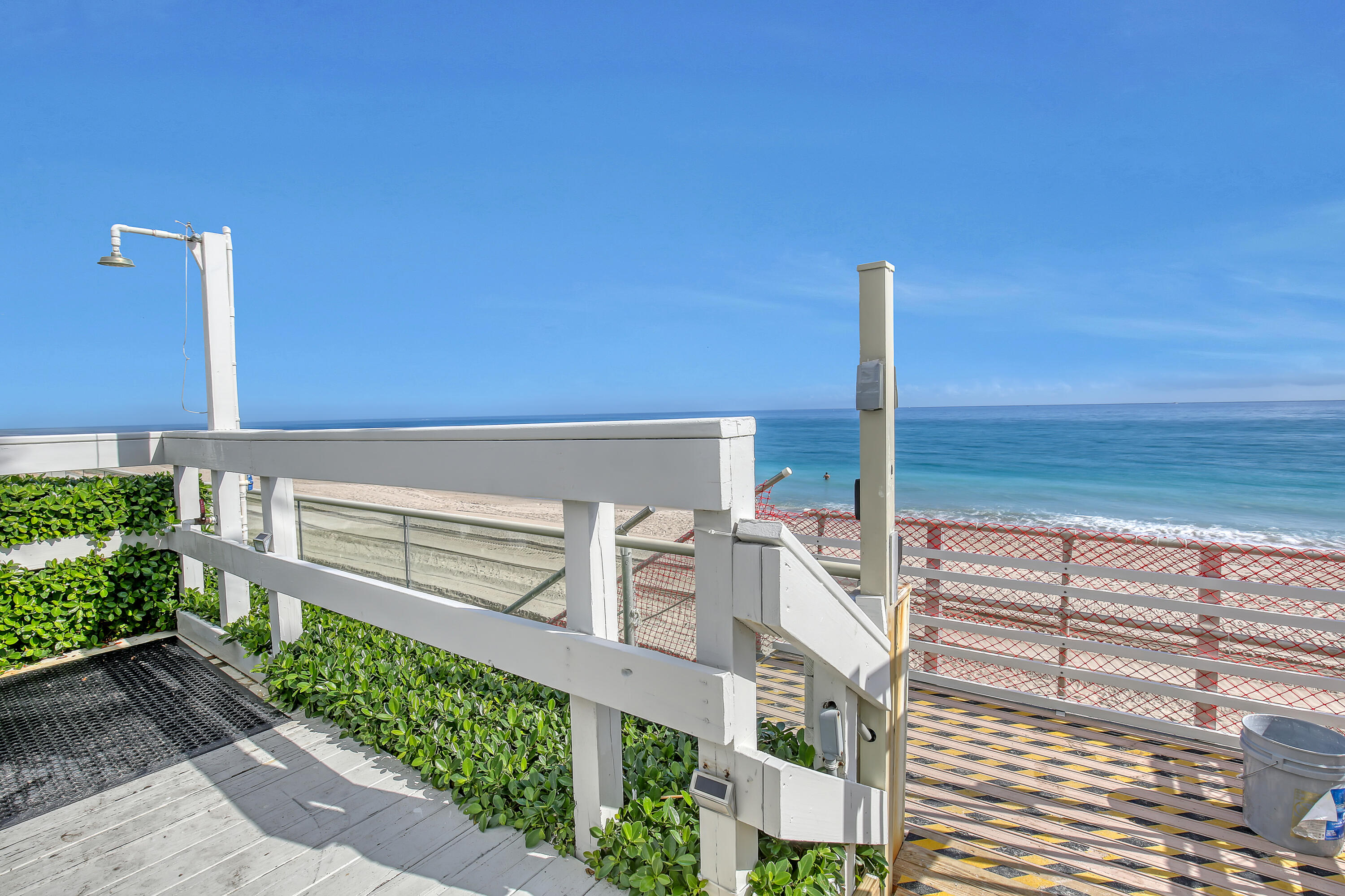 5200 N Ocean Drive 1201