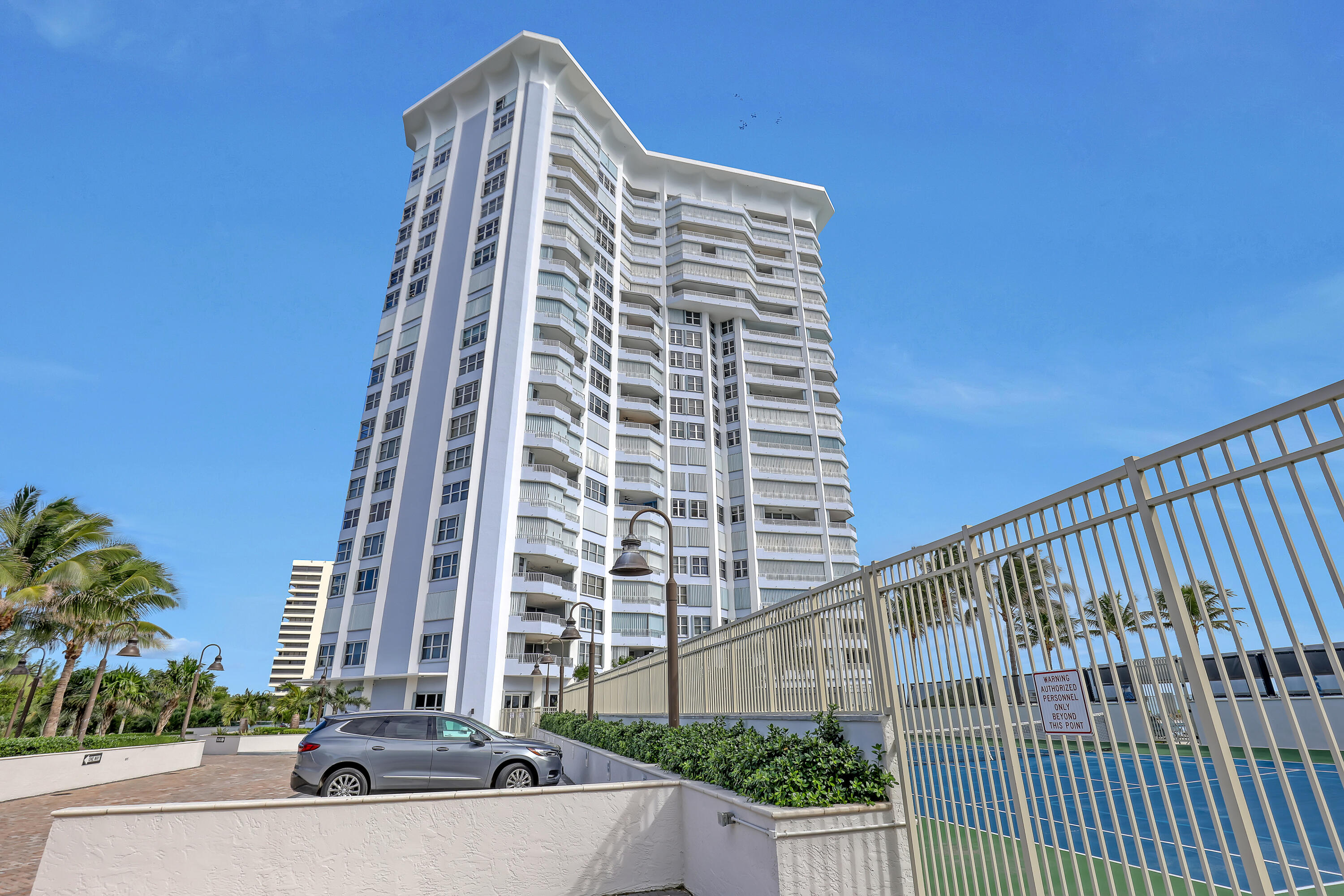 5200 N Ocean Drive 1201