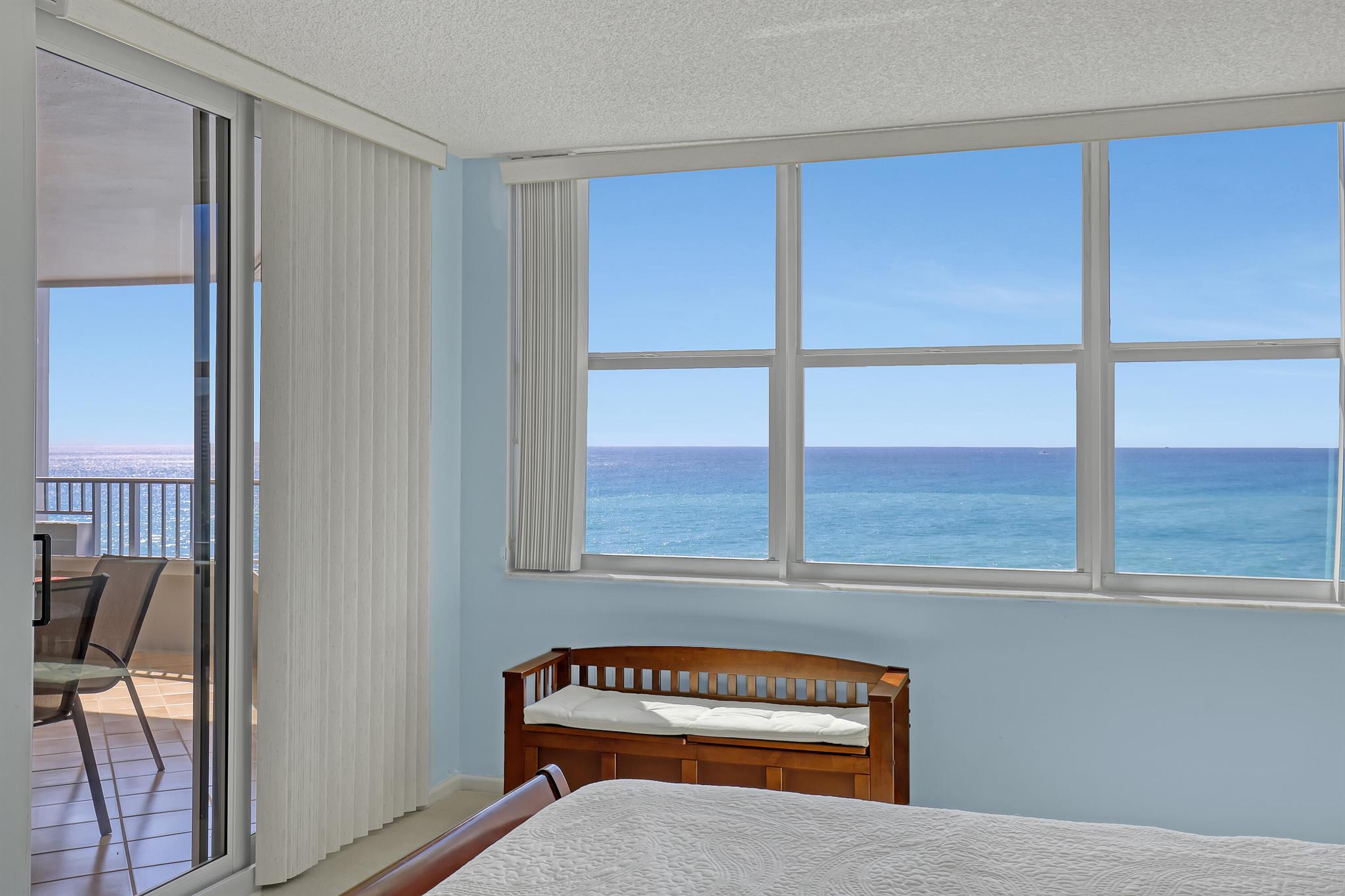 5200 N Ocean Drive 904