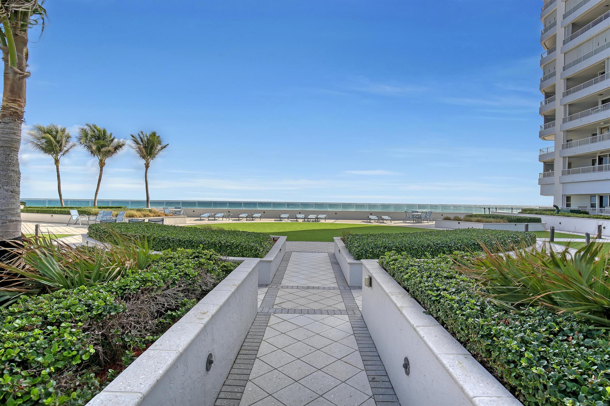 5200 N Ocean Drive 904