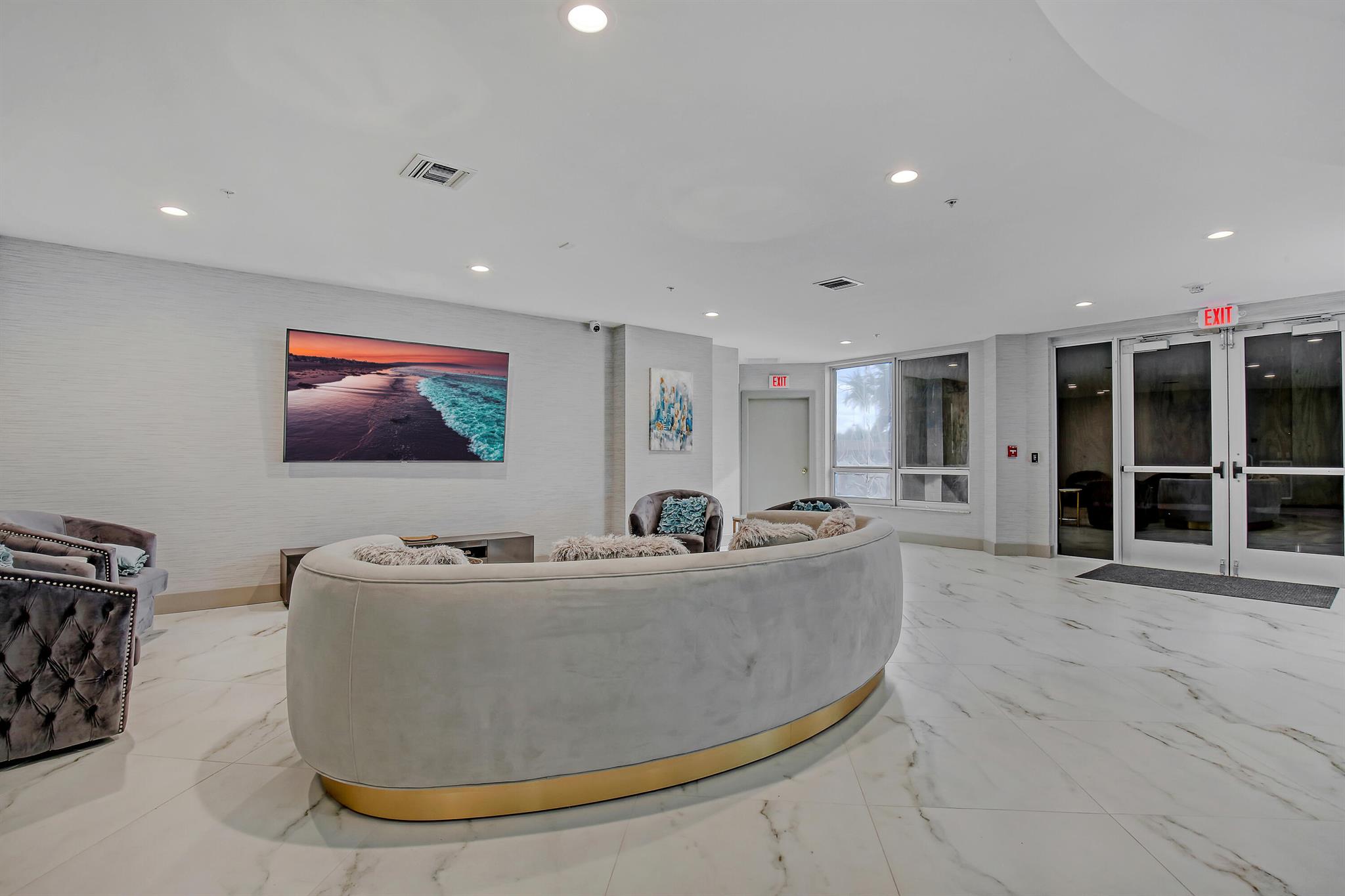 5200 N Ocean Drive 904