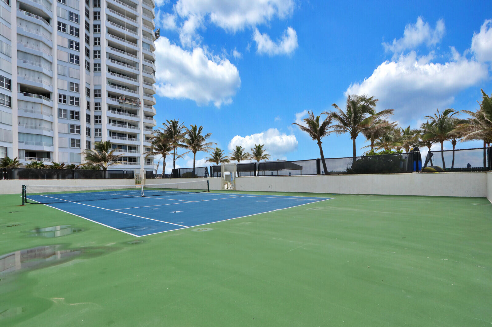 5200 N Ocean Drive 1203