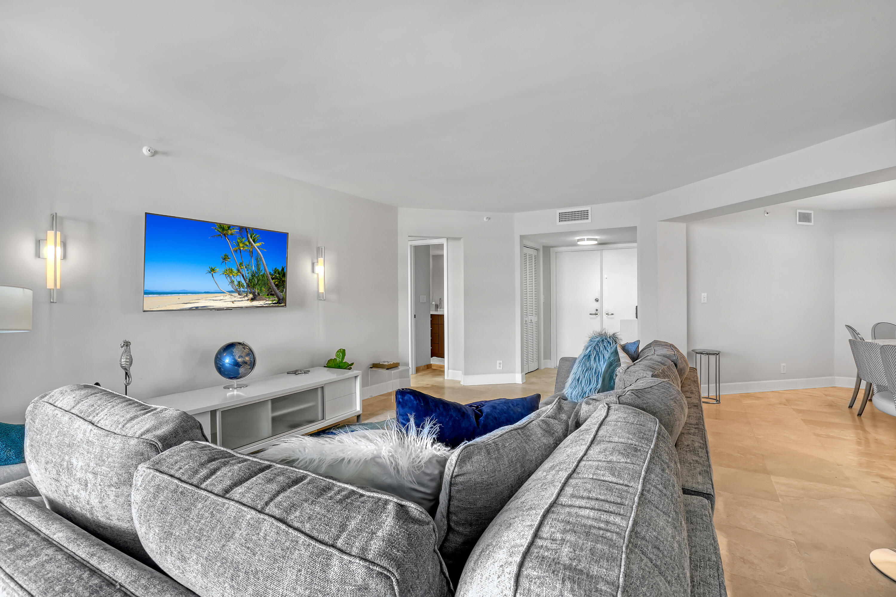 5200 N Ocean Drive 1203