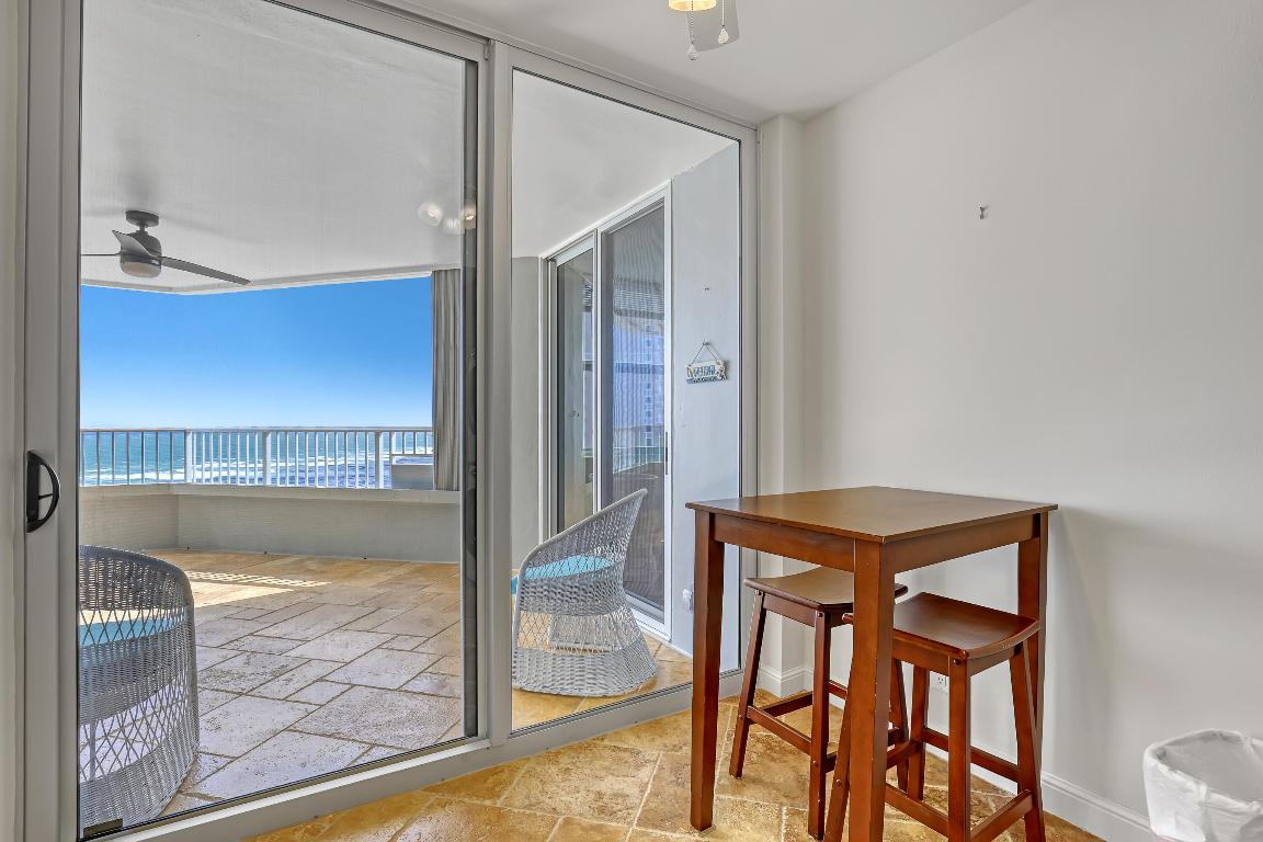 5200 N Ocean Drive 1004