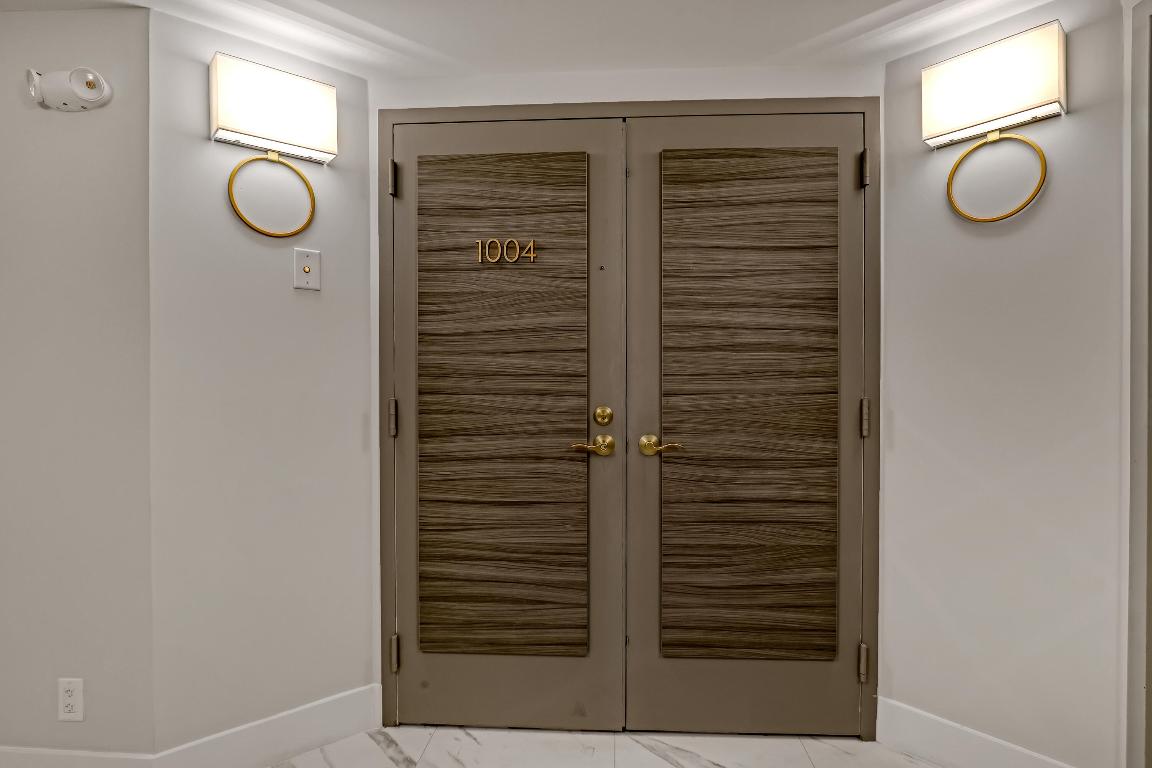 5200 N Ocean Drive 1004