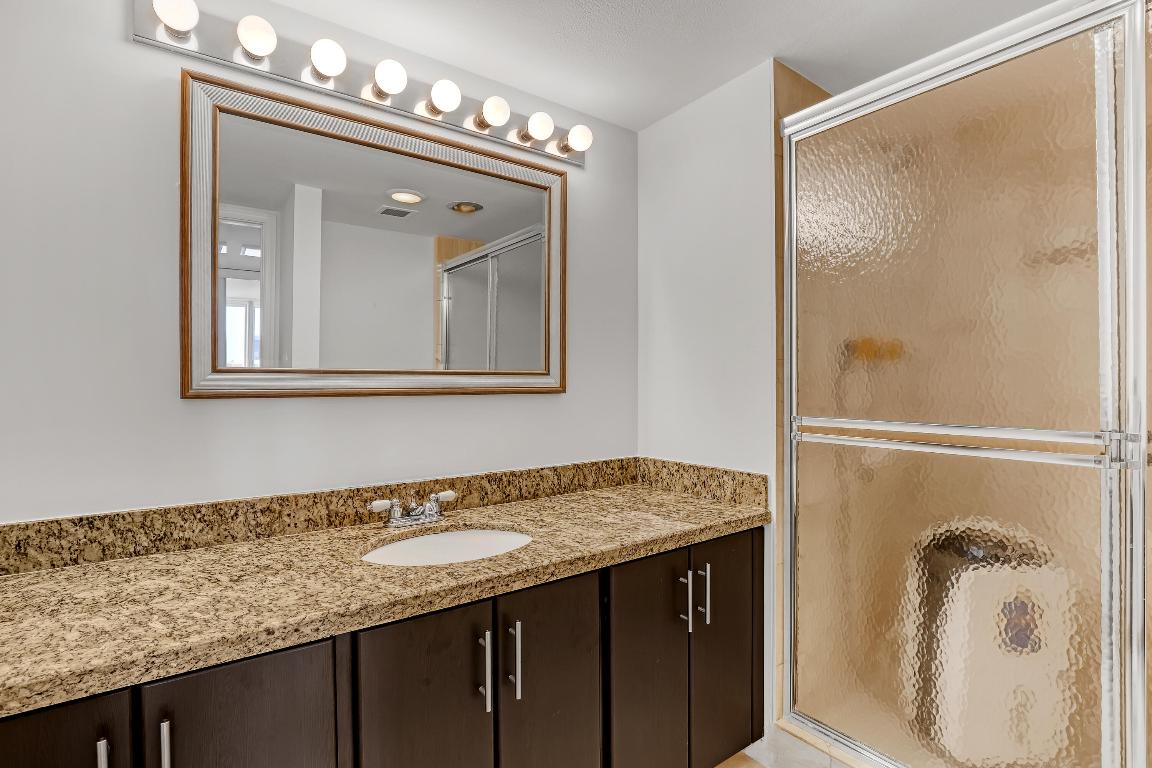 5200 N Ocean Drive 1004