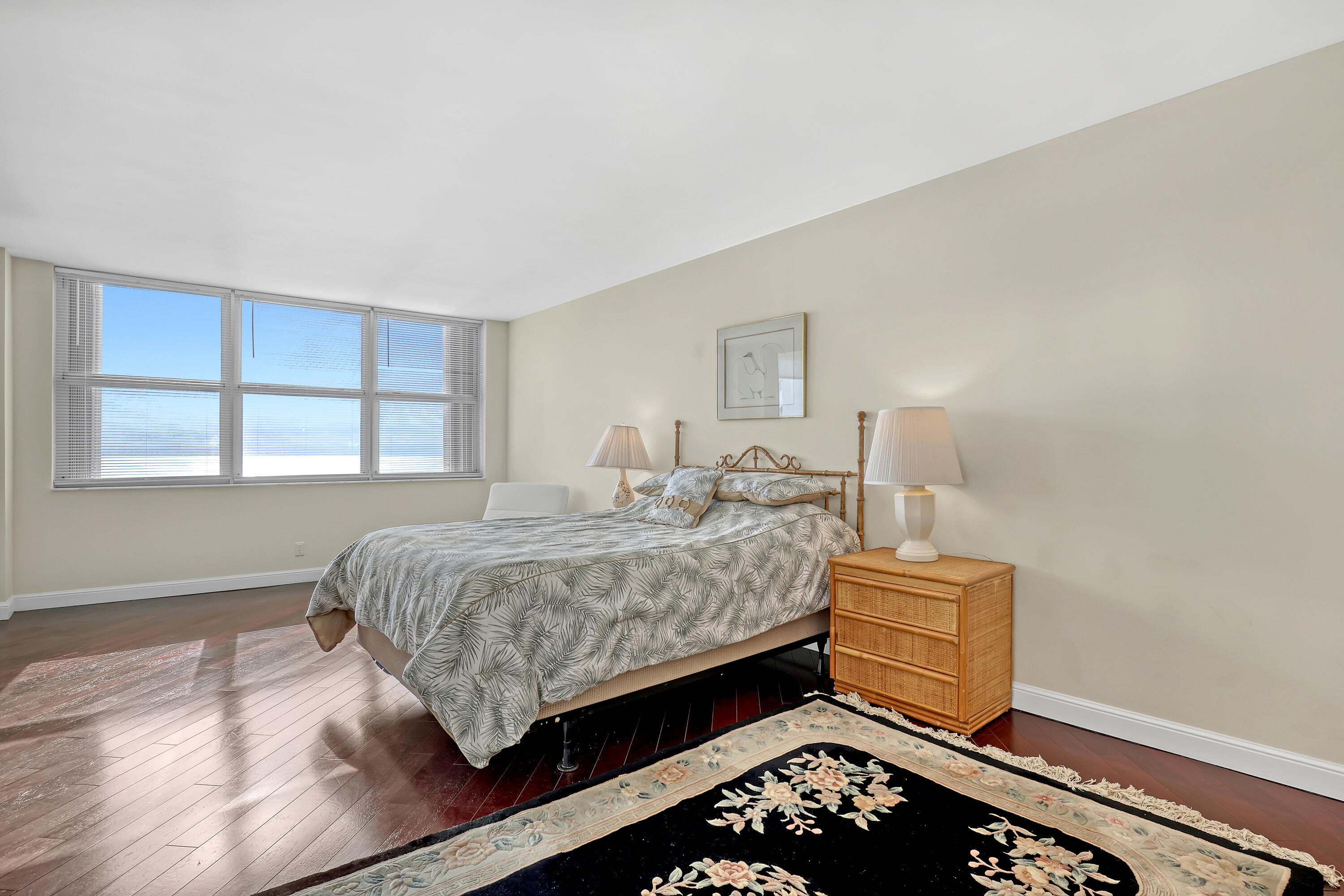 5200 N Ocean Drive 1004