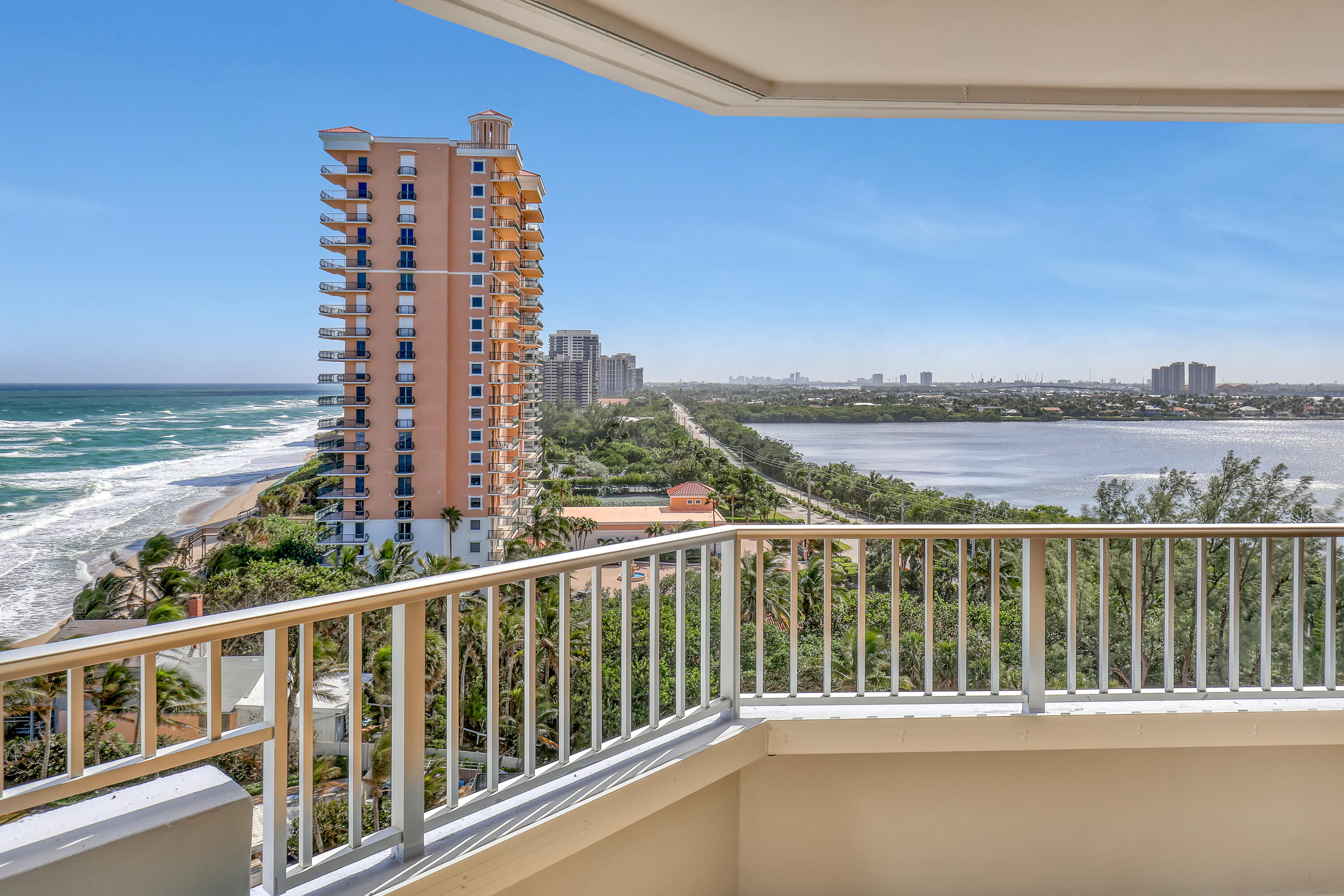 5200 N Ocean Drive 1004