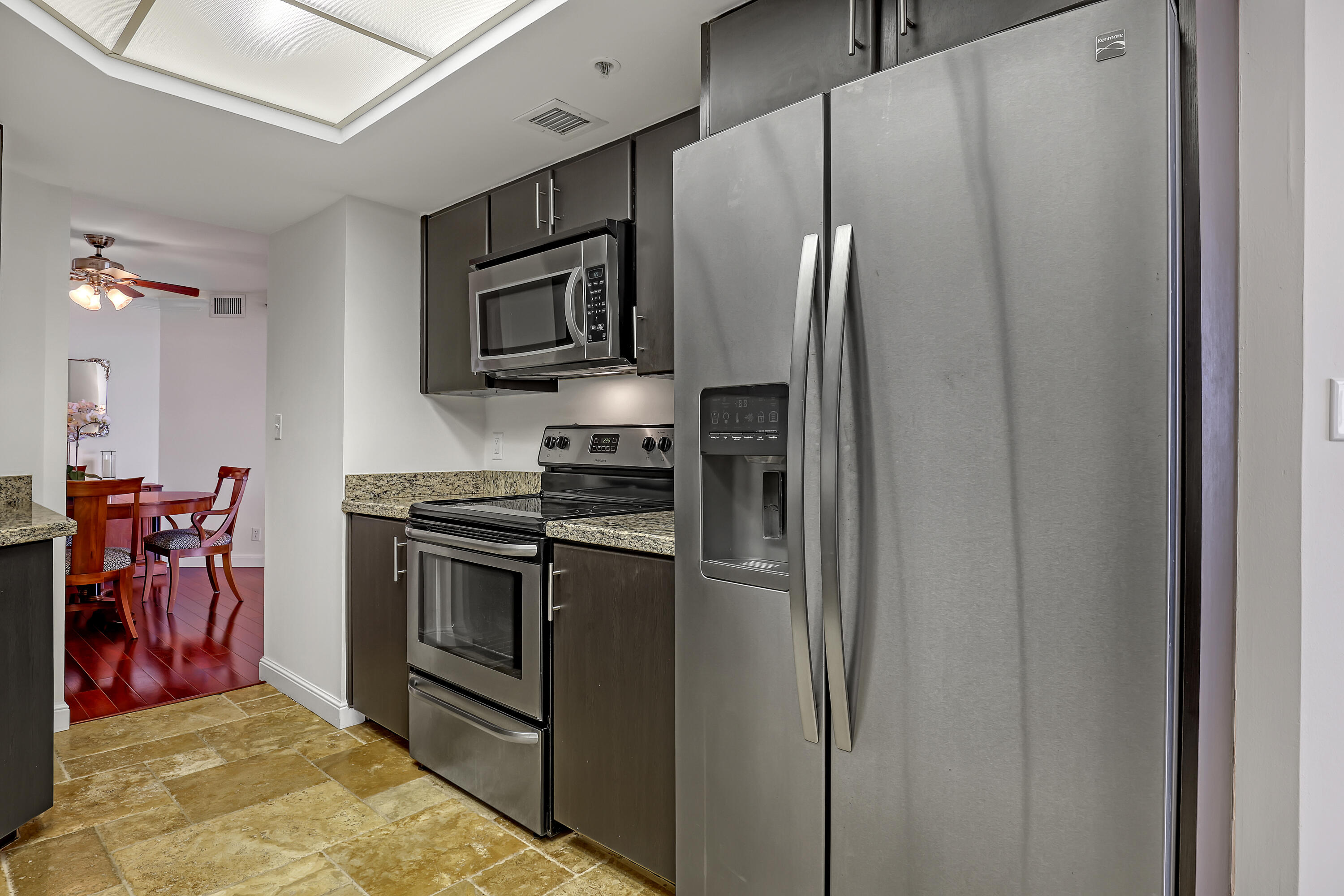 5200 N Ocean Drive 1004