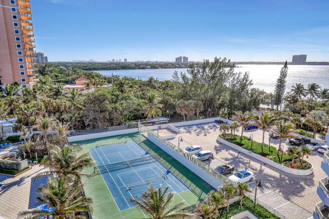 5200 N Ocean 702 Drive 702