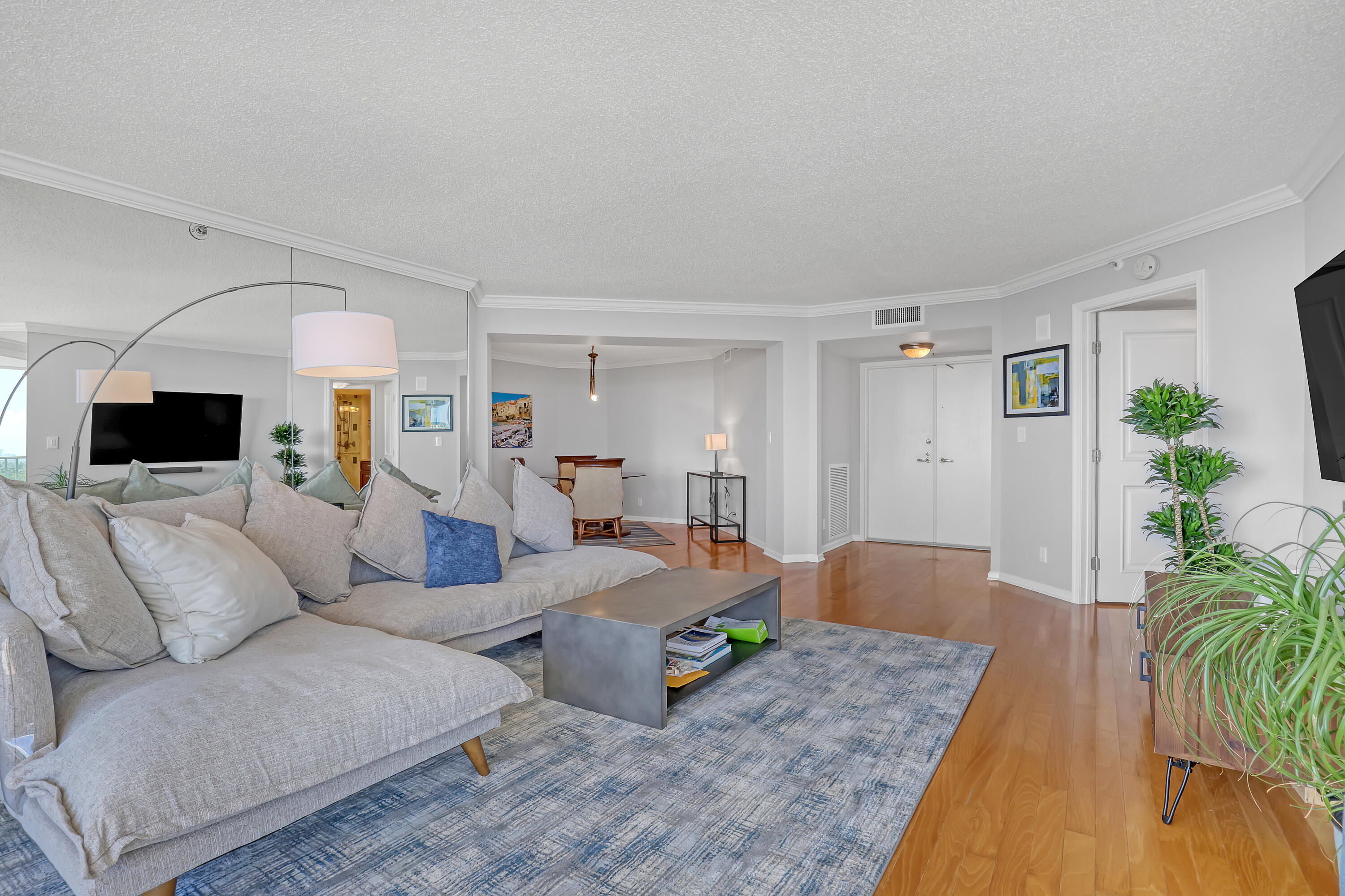 5200 N Ocean 702 Drive 702