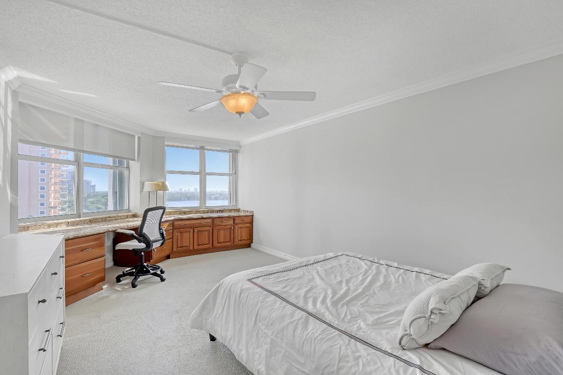 5200 N Ocean 702 Drive 702