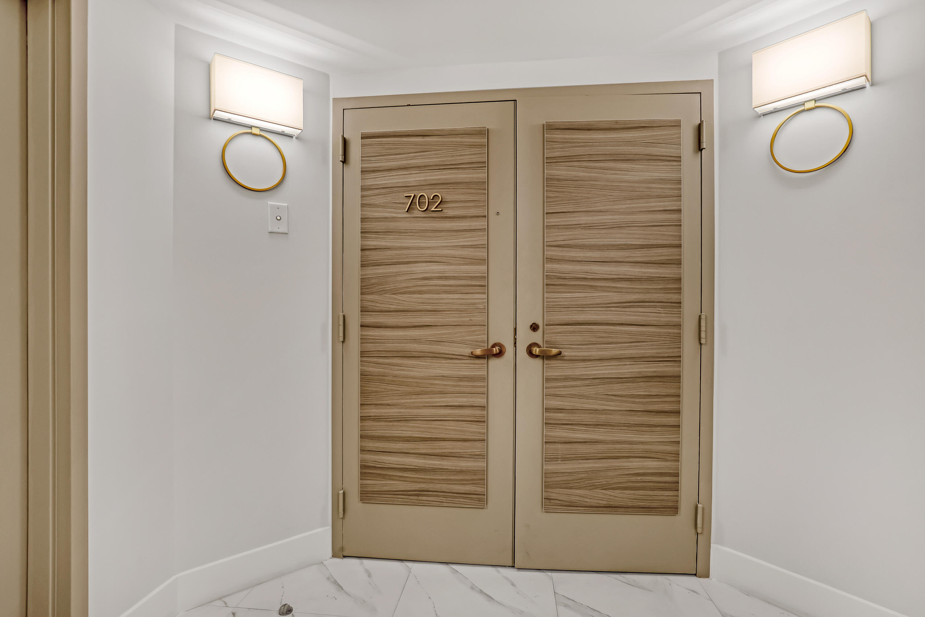 5200 N Ocean 702 Drive 702