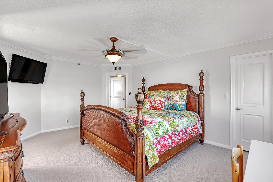 5200 N Ocean 702 Drive 702