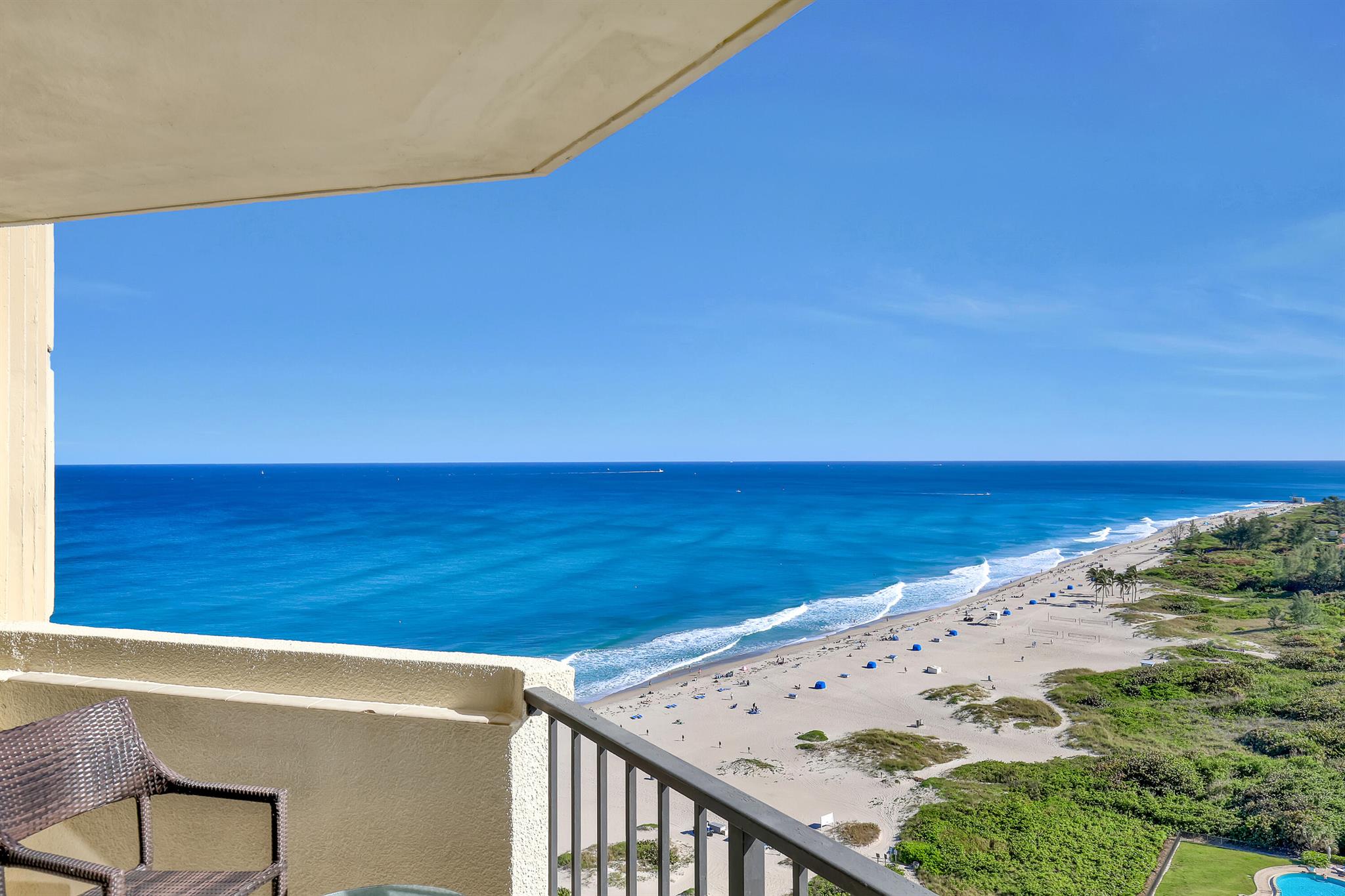 2800 N Ocean Drive A-22a