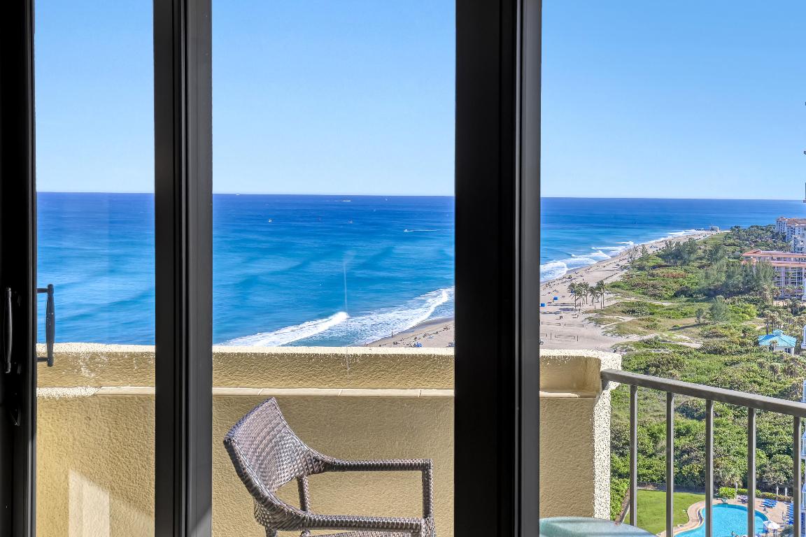 2800 N Ocean Drive A-22a