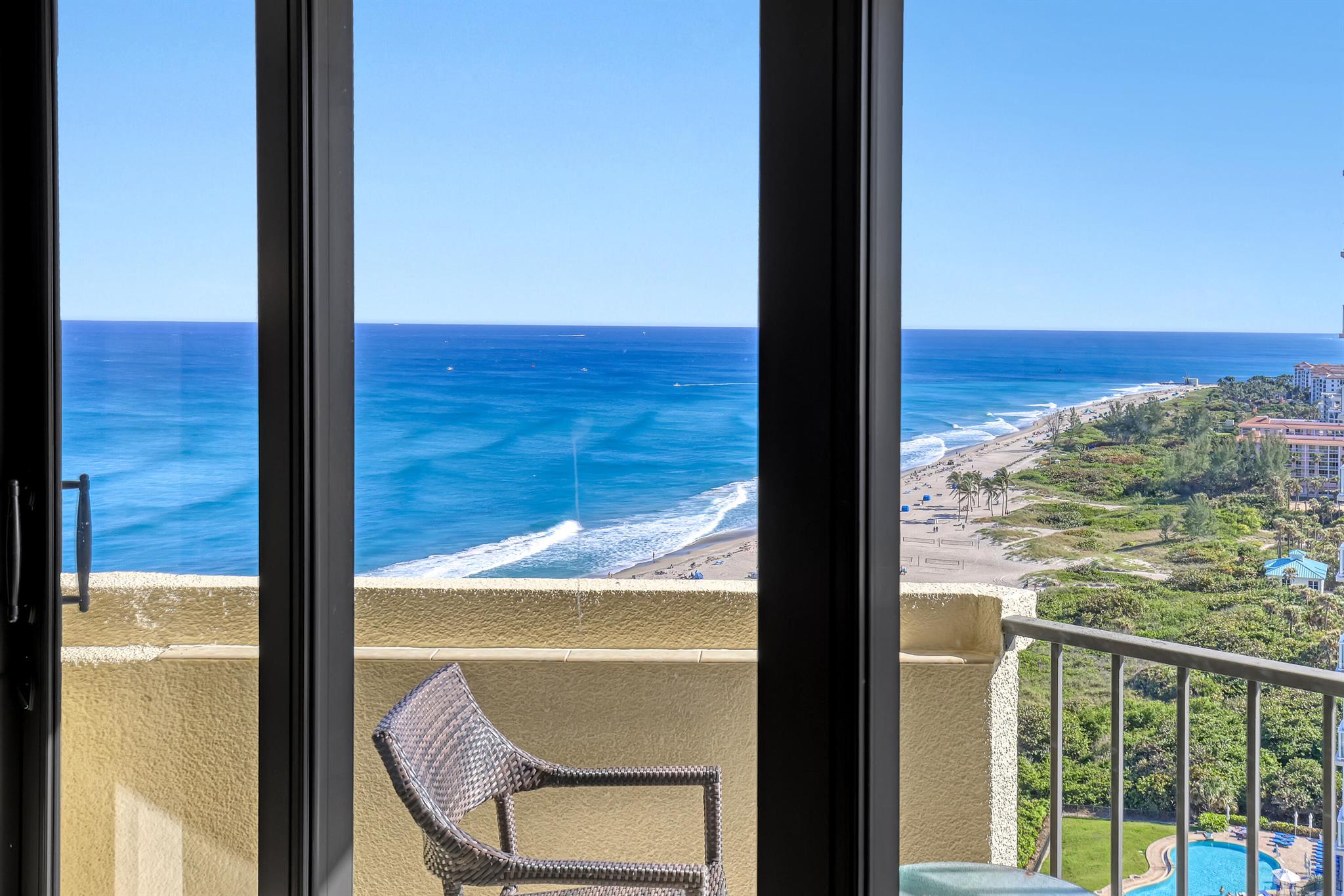 2800 N Ocean Drive A-22a