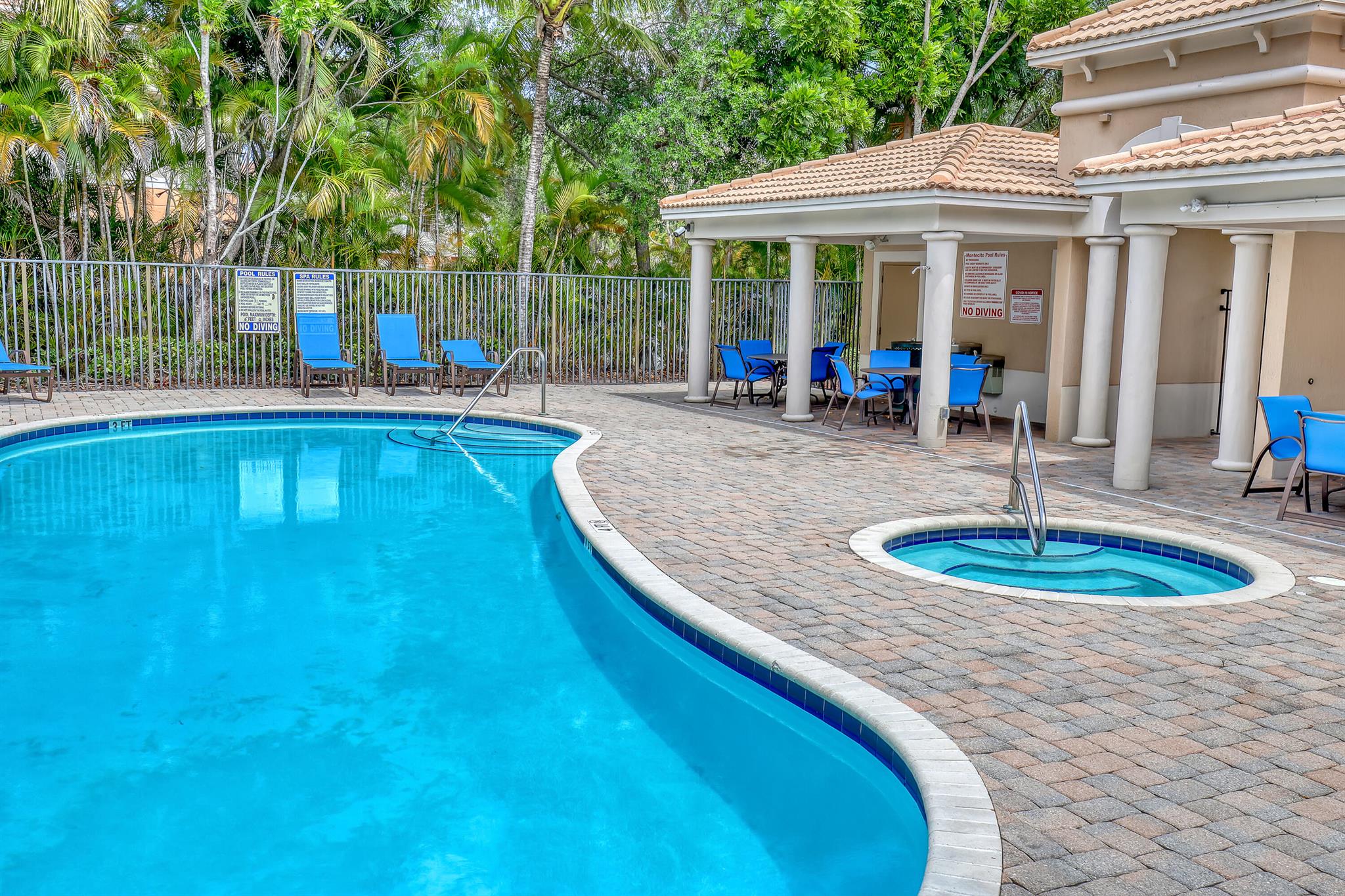 8086 Bautista Way