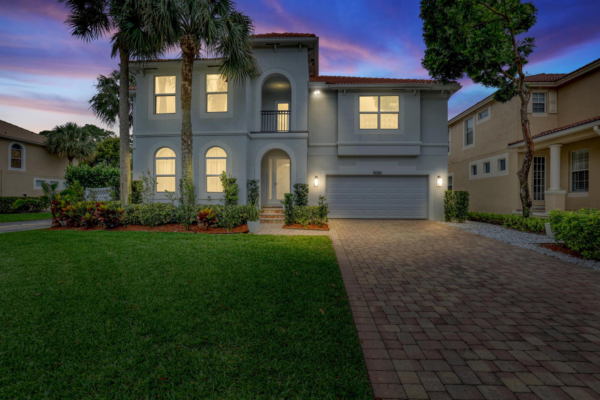 8086 Bautista Way
