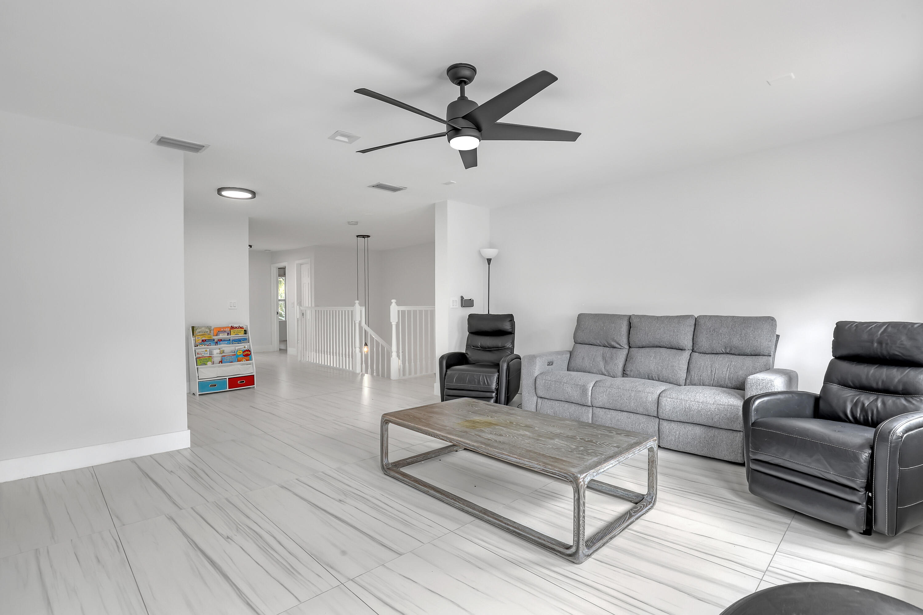 8086 Bautista Way
