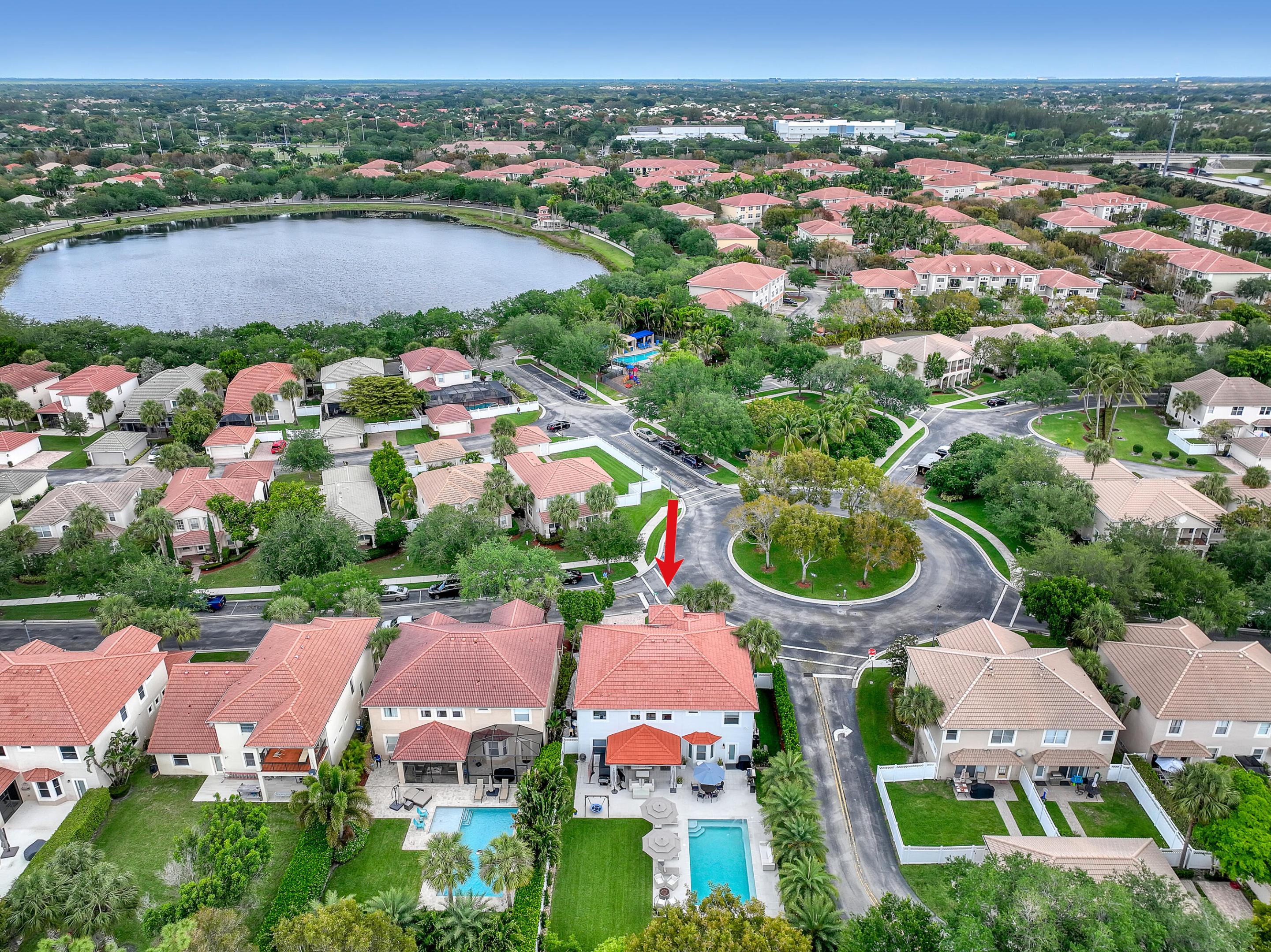 8086 Bautista Way
