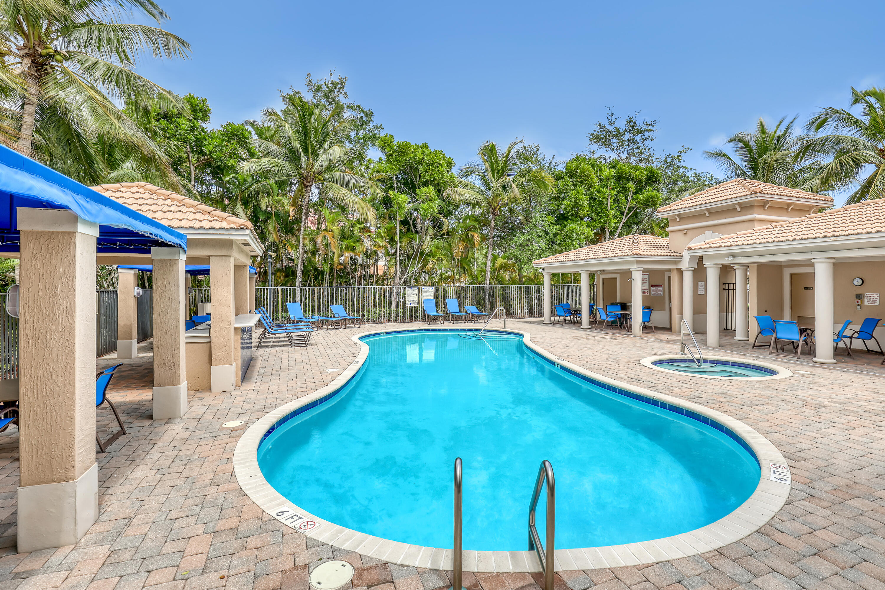 8086 Bautista Way