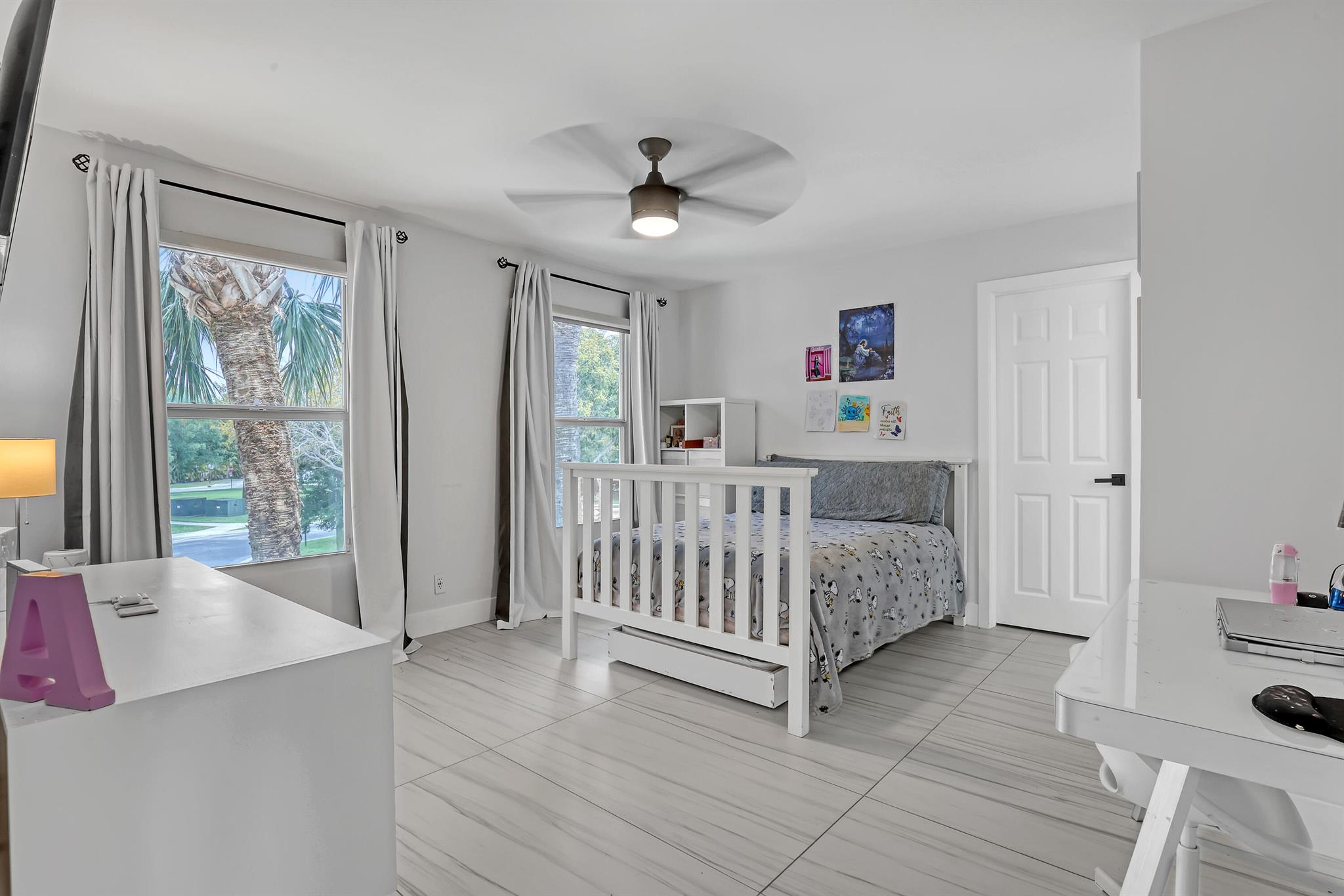 8086 Bautista Way