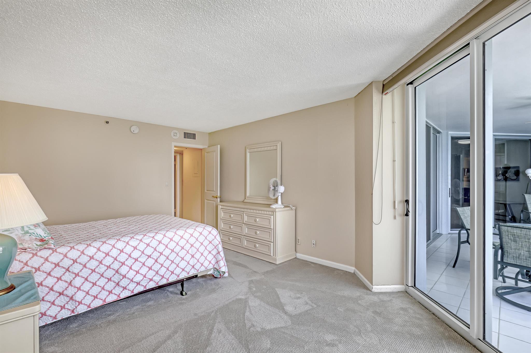 5200 N Ocean Drive 703