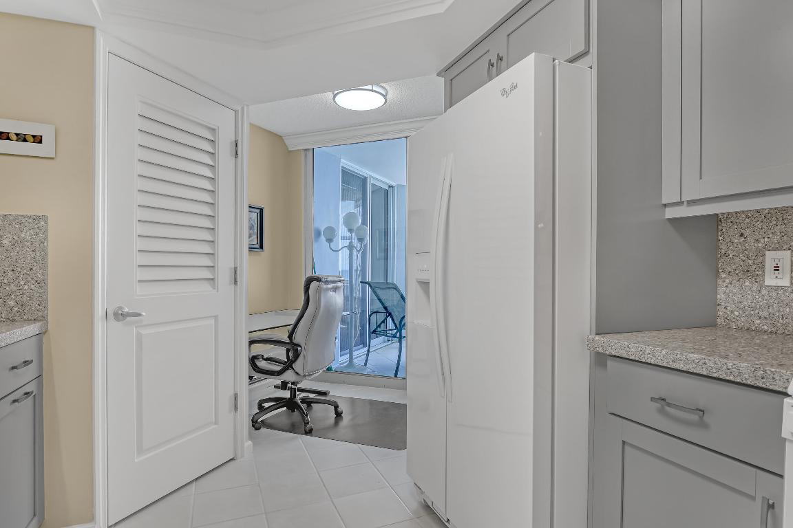 5200 N Ocean Drive 703