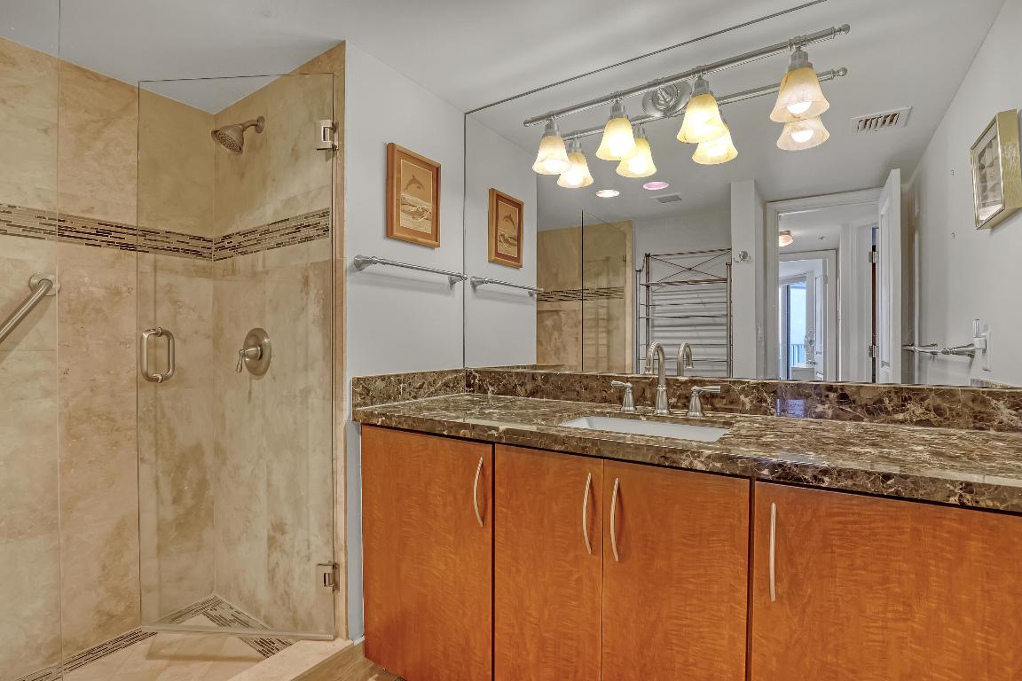 5200 N Ocean Drive 703