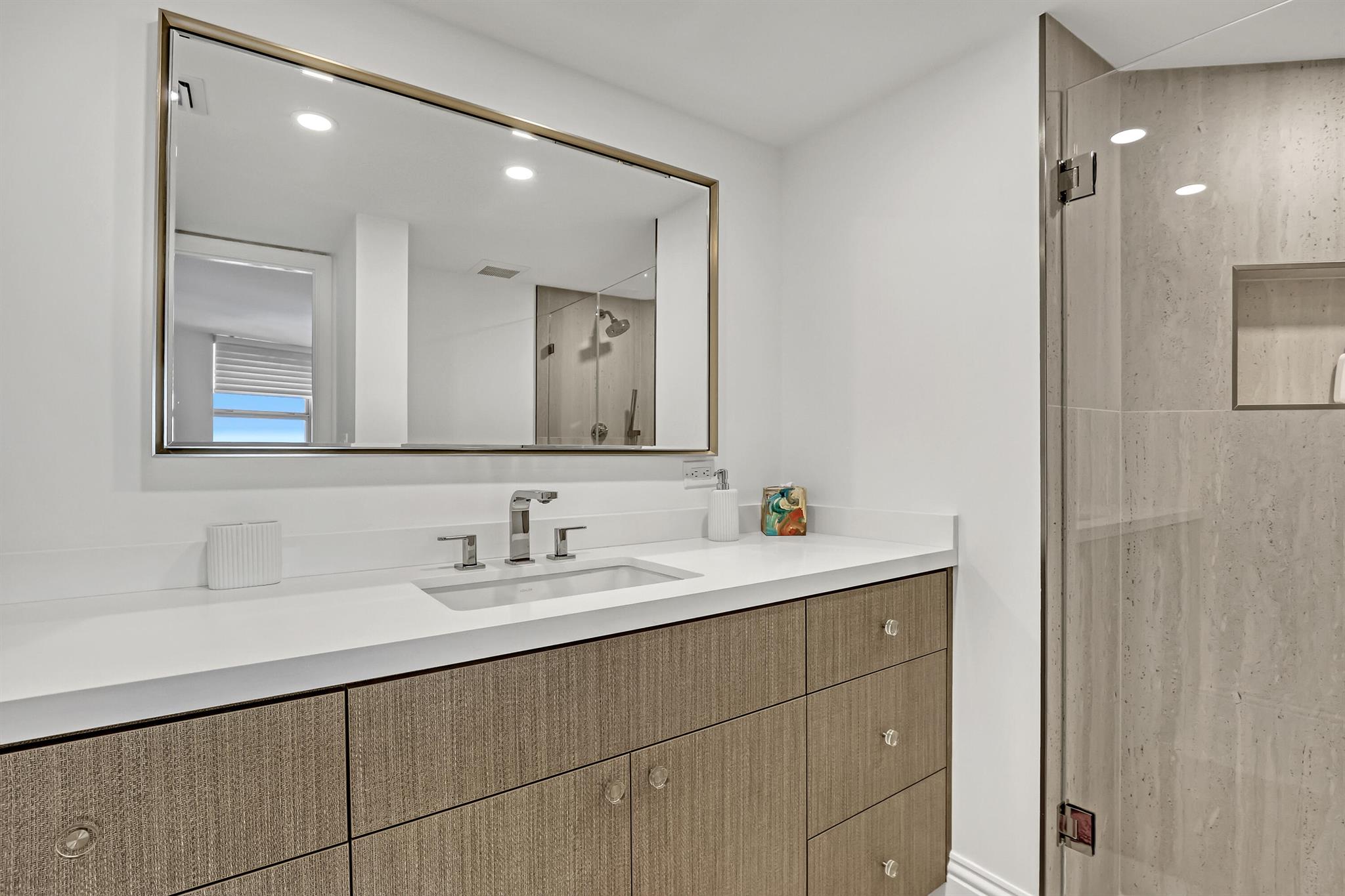 5200 N Ocean Drive 1703