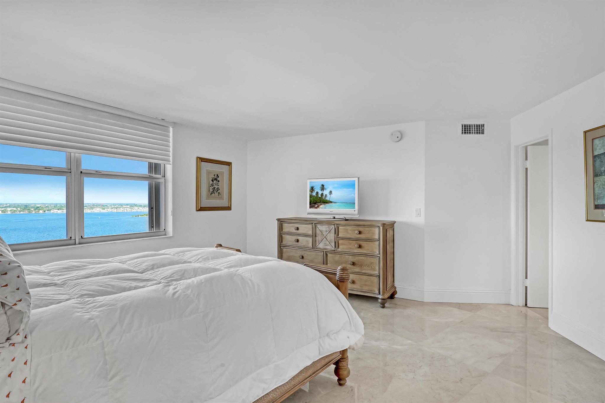 5200 N Ocean Drive 1703