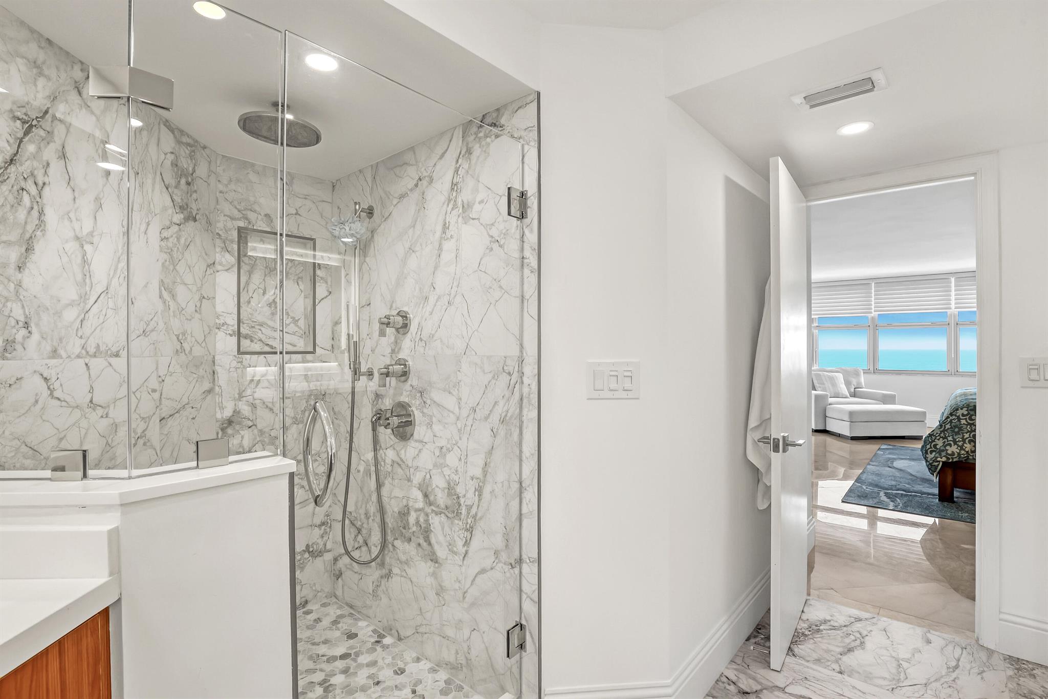 5200 N Ocean Drive 1703