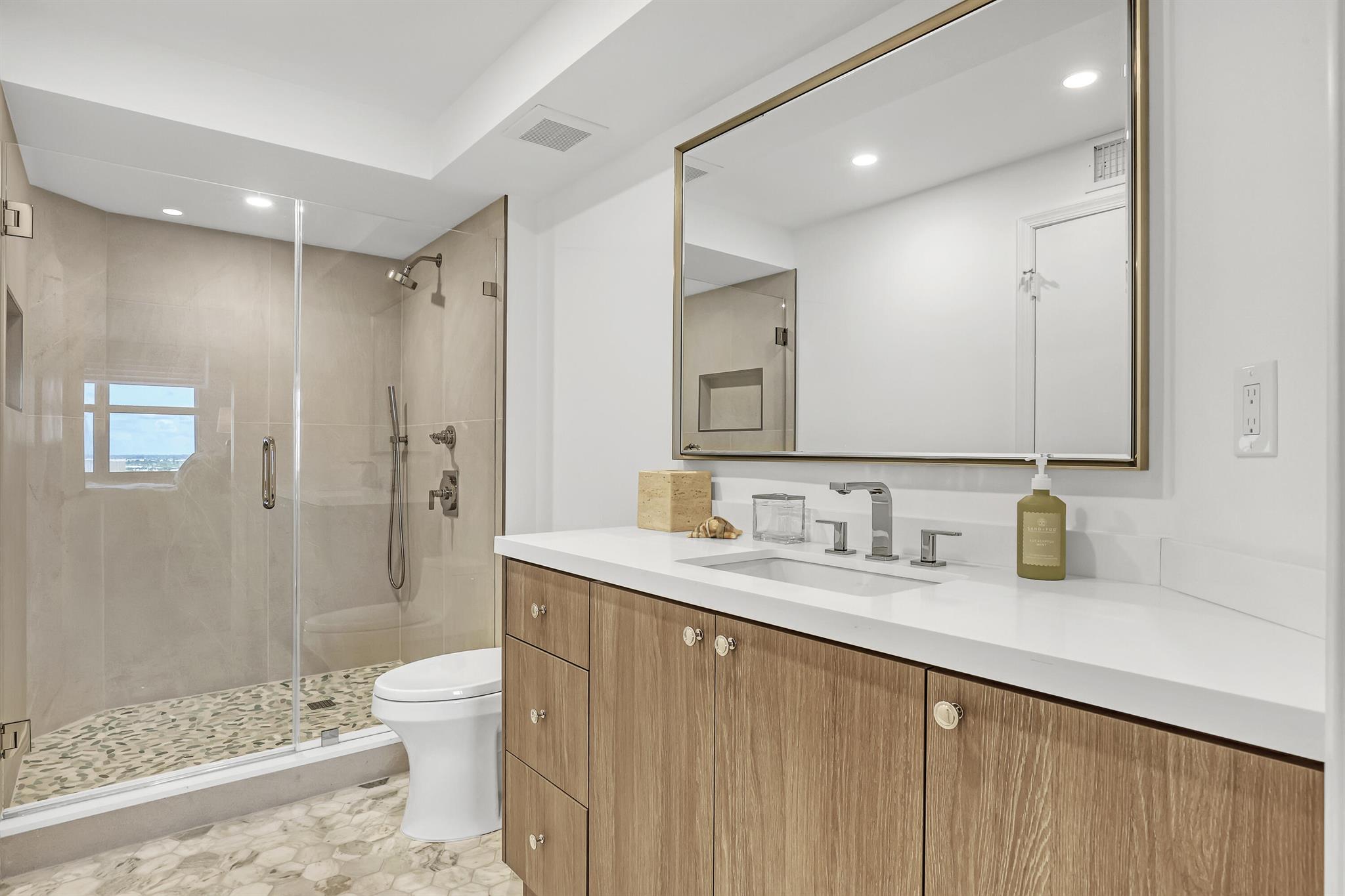 5200 N Ocean Drive 1703