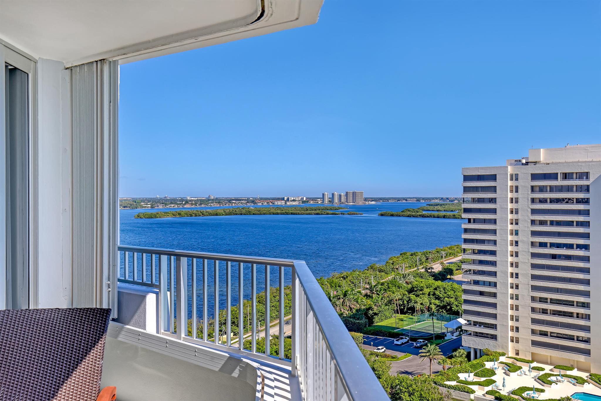 5200 N Ocean Drive 1703