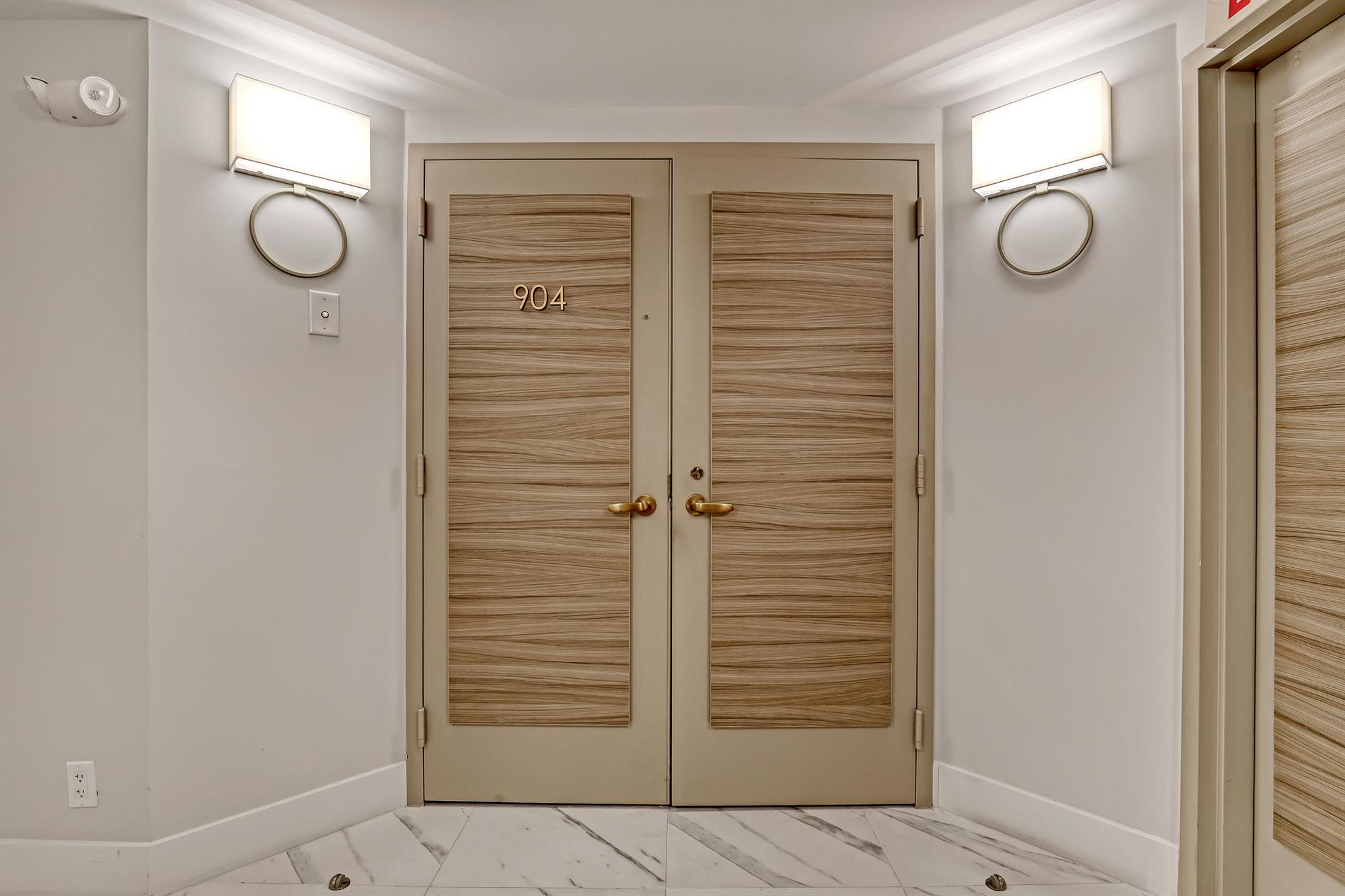 5200 N Ocean Drive 904