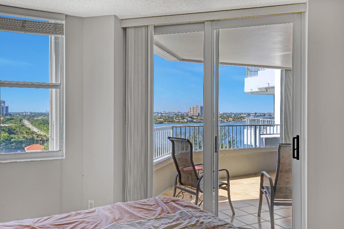 5200 N Ocean Drive 904