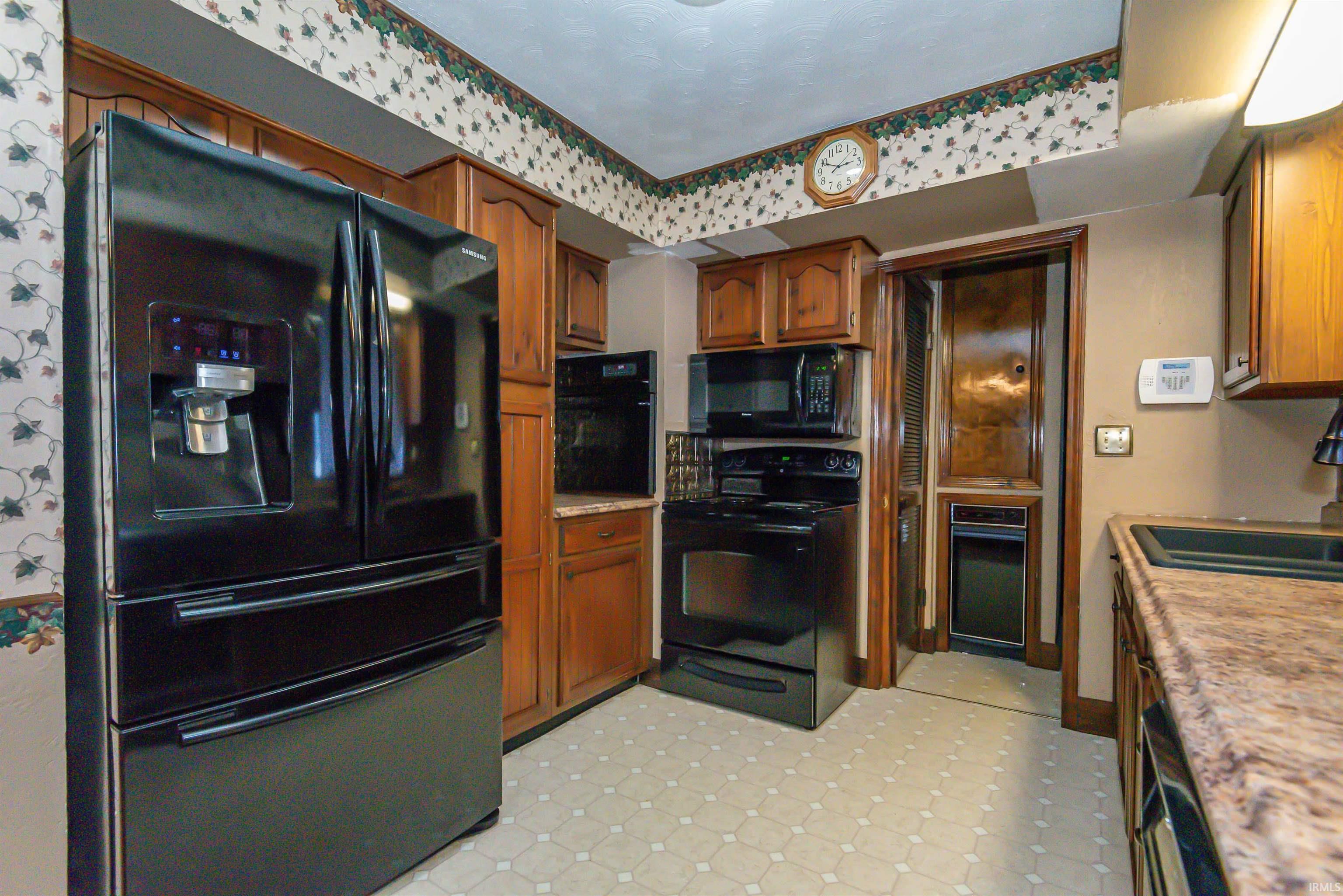 7766 W State Road 45