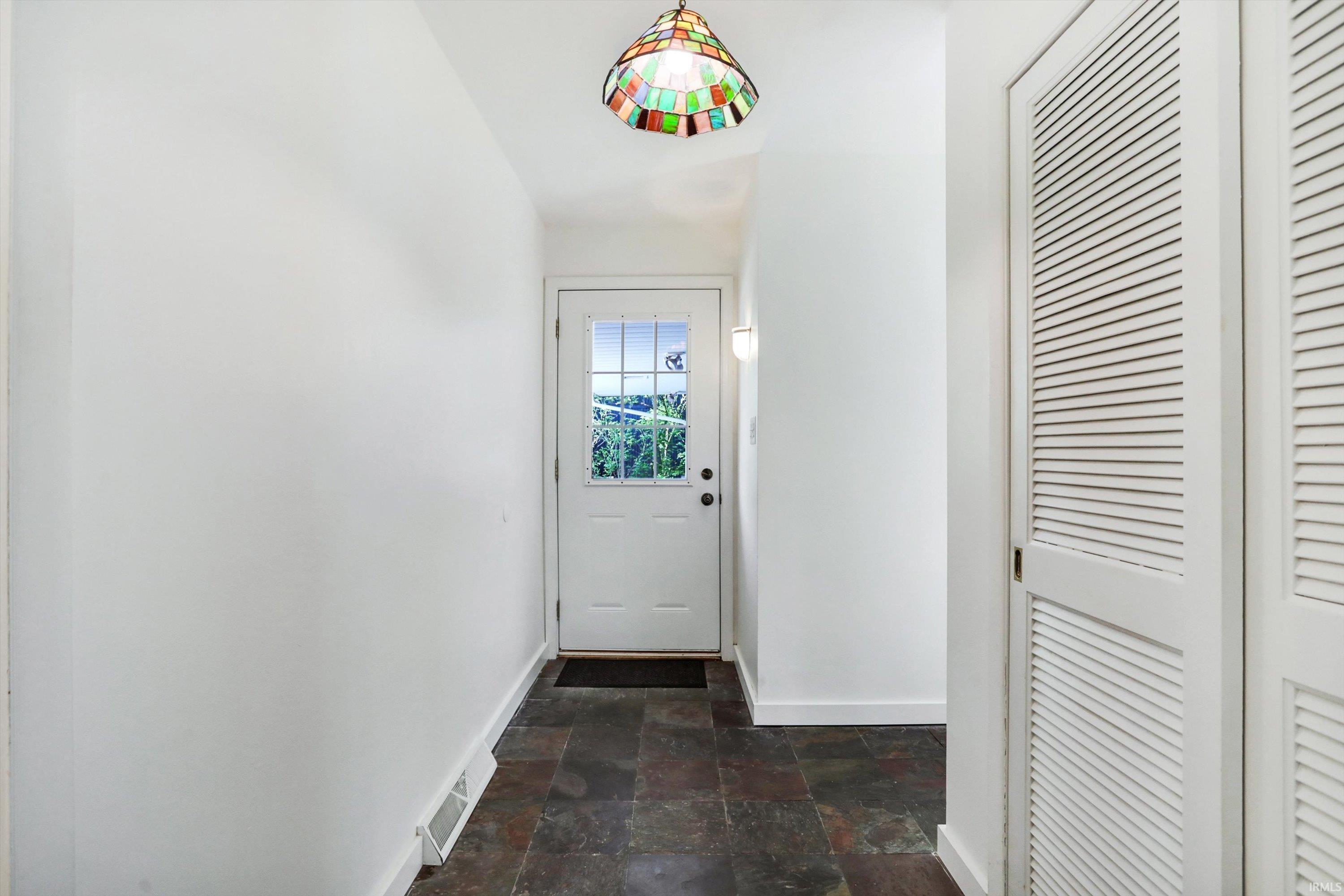 1610 S Pickwick Place