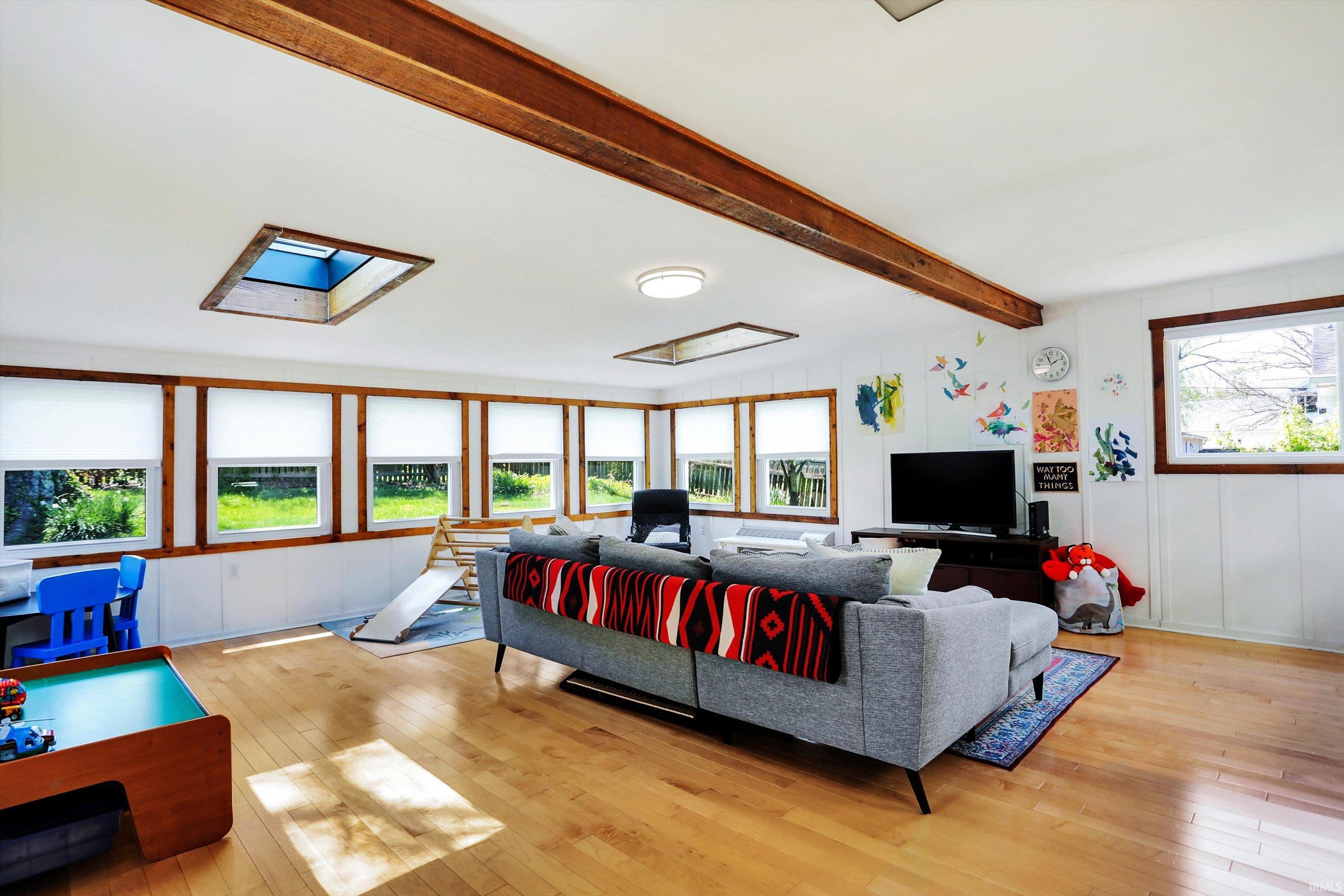 1610 S Pickwick Place