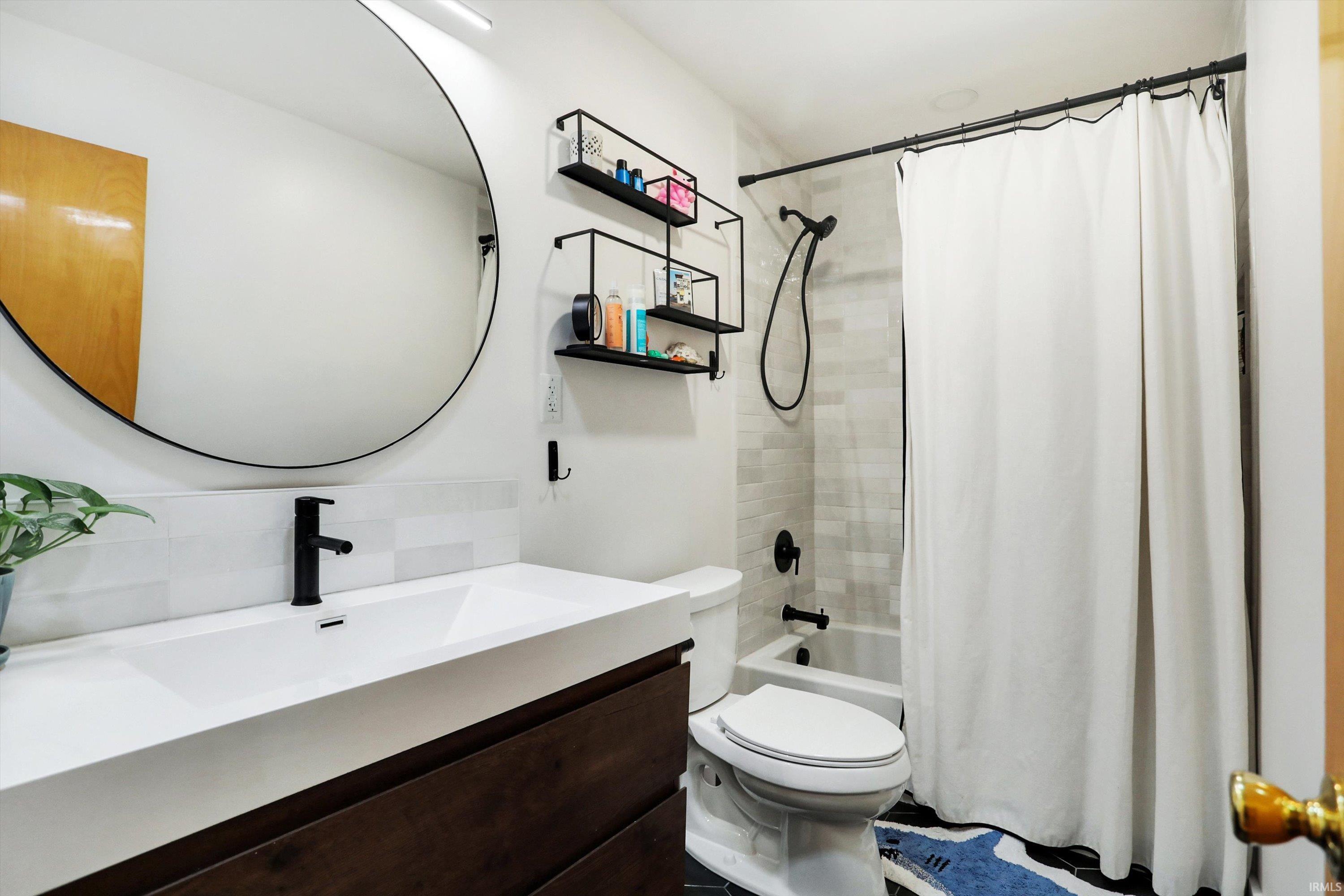 1610 S Pickwick Place