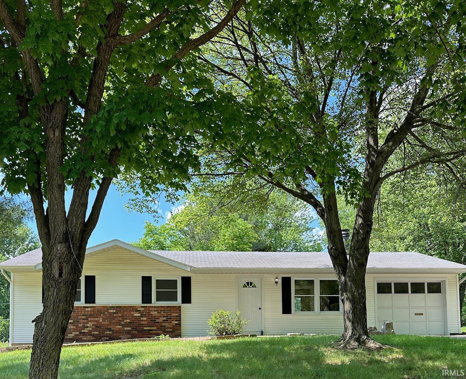 4295 N Ridgewood Drive