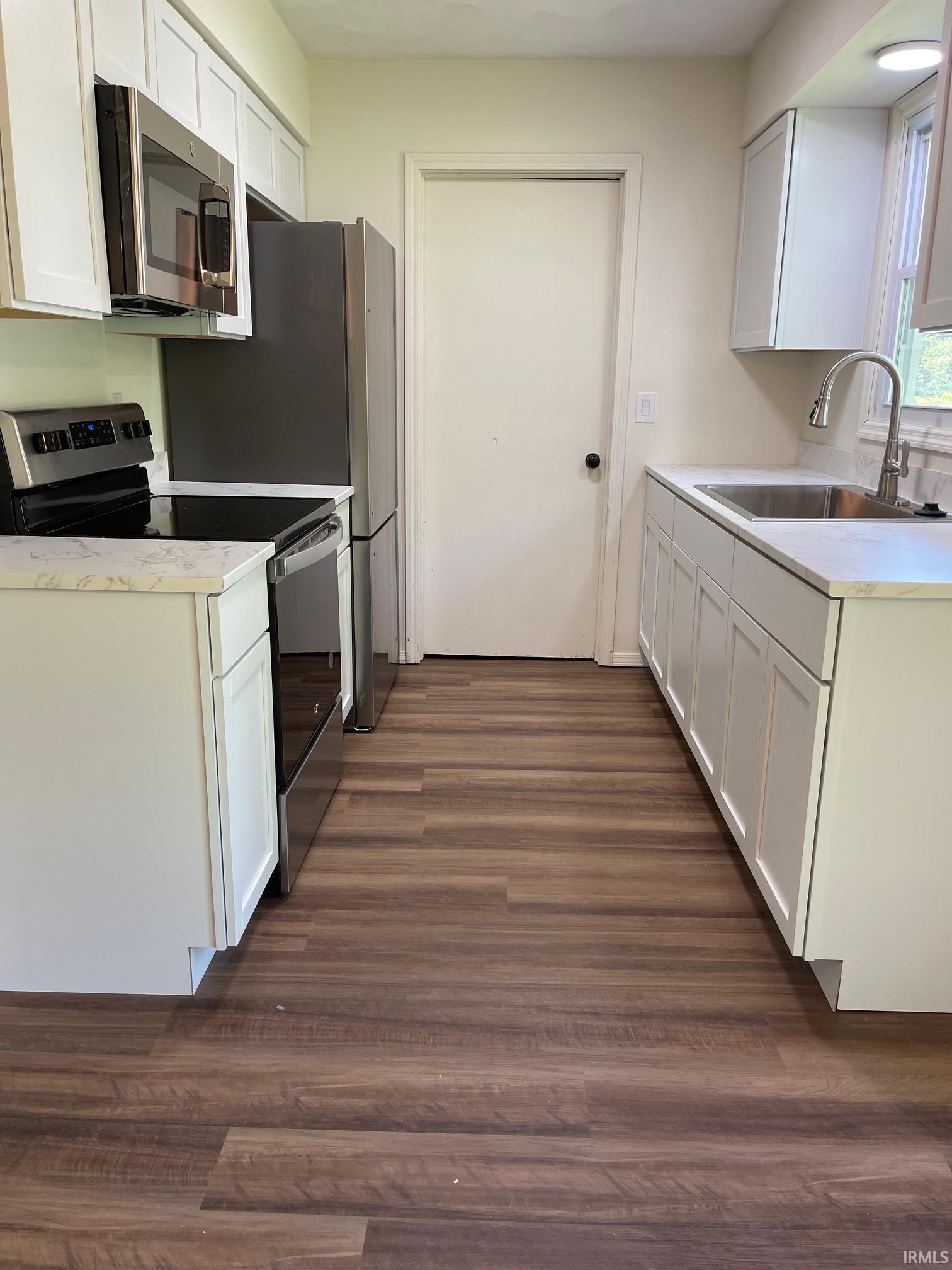 4295 N Ridgewood Drive