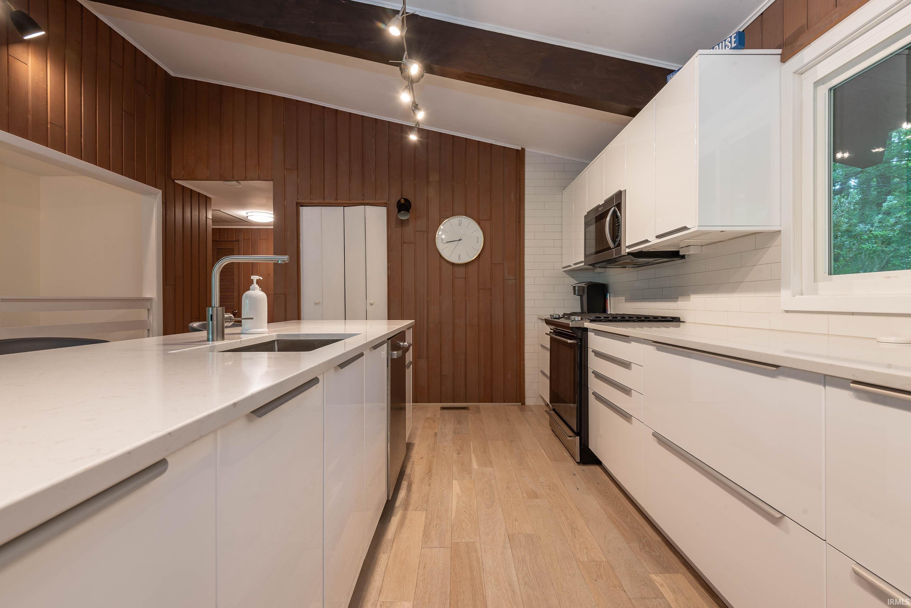 8522 N Blue Heron Drive