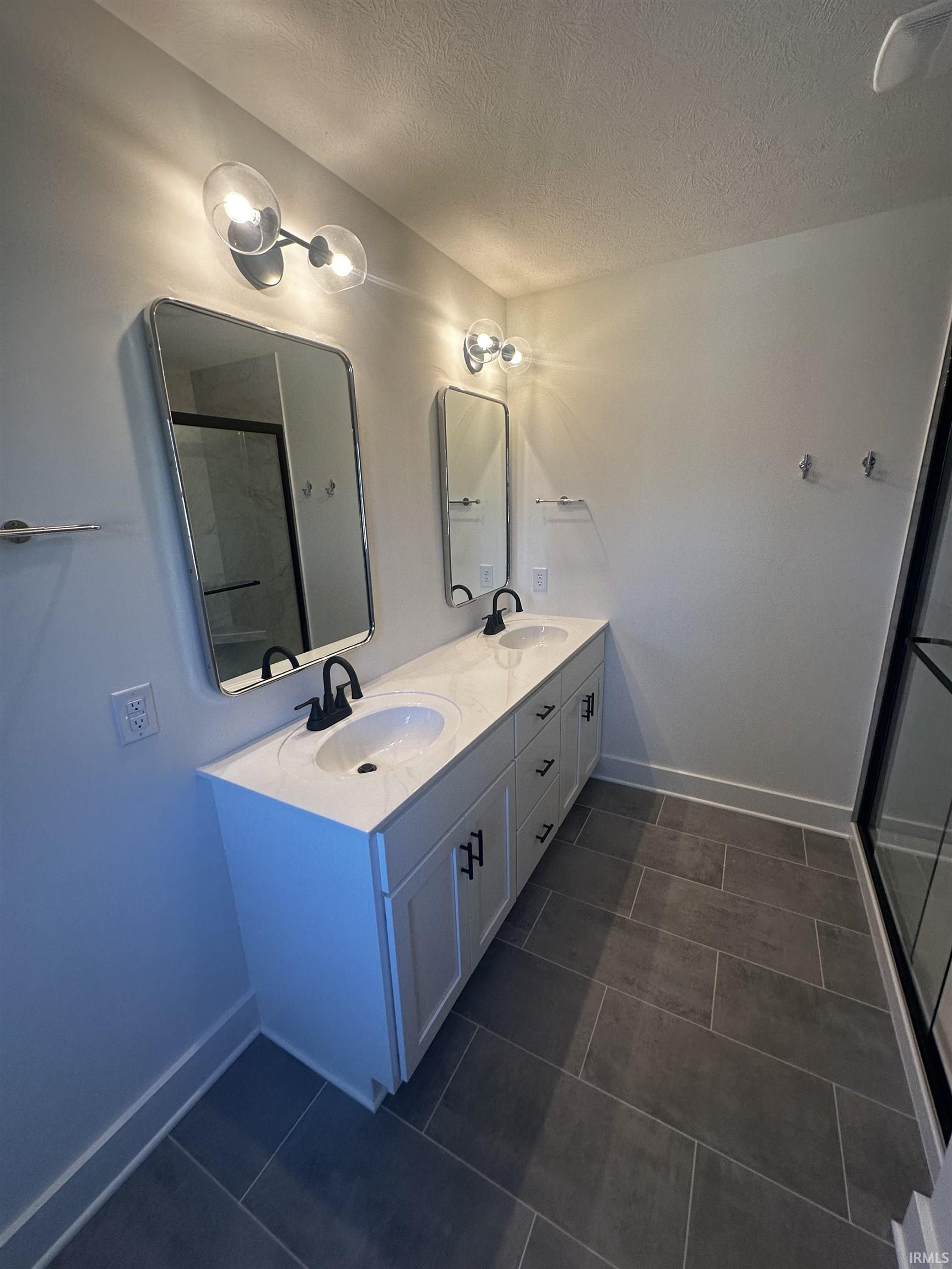 708 E Quinn Raye Court