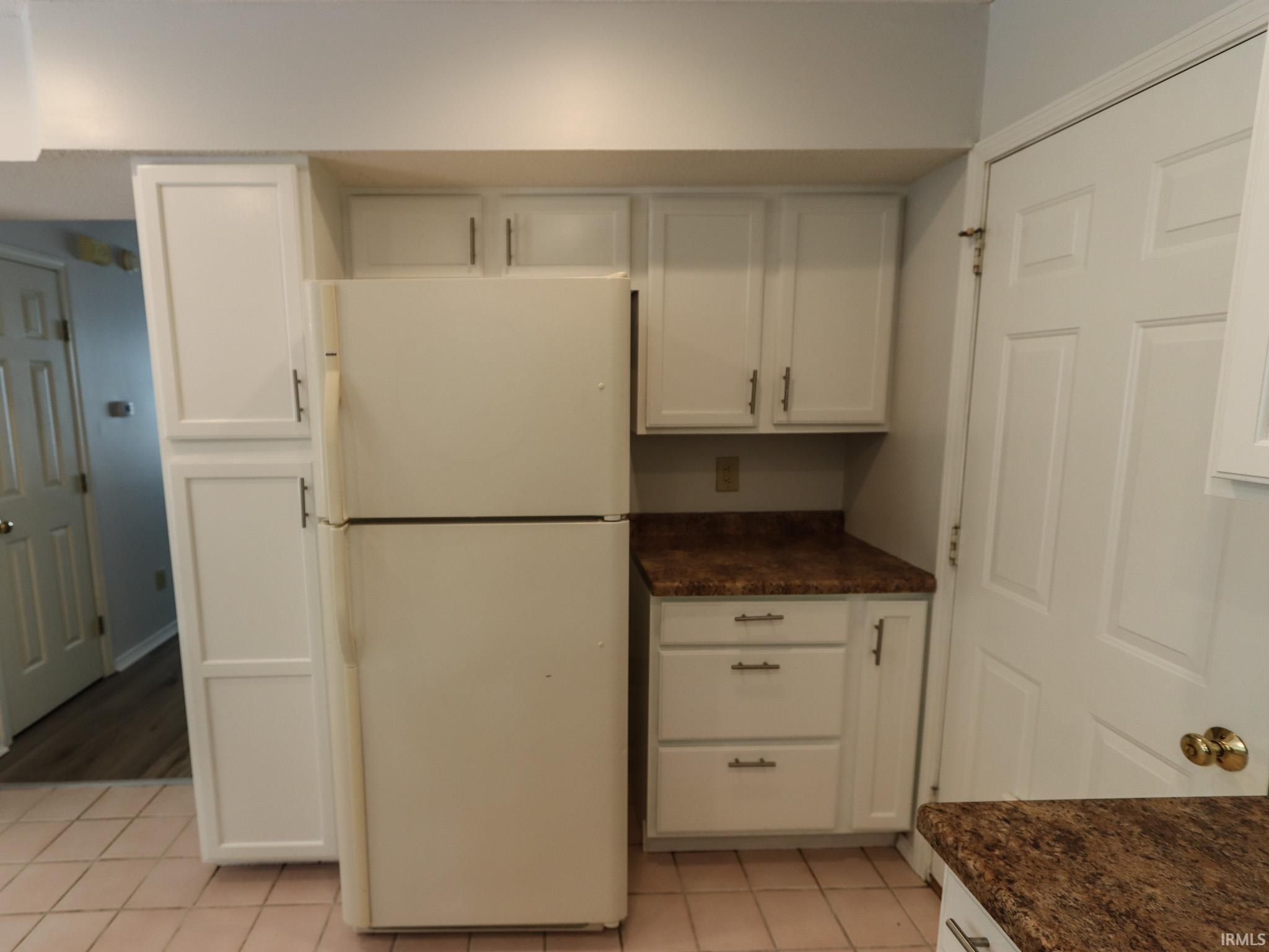 2242 S Sweetbriar Circle