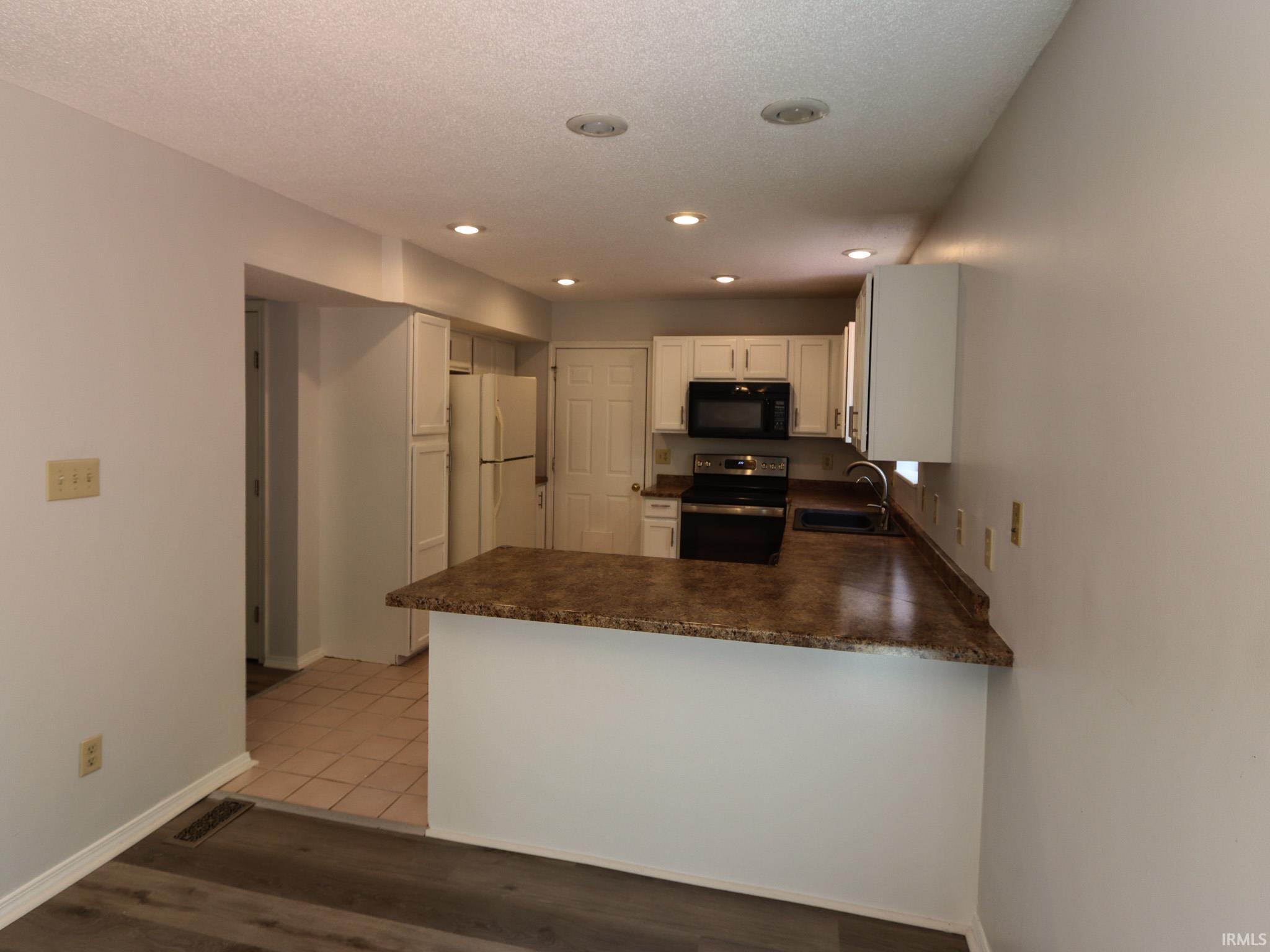 2242 S Sweetbriar Circle