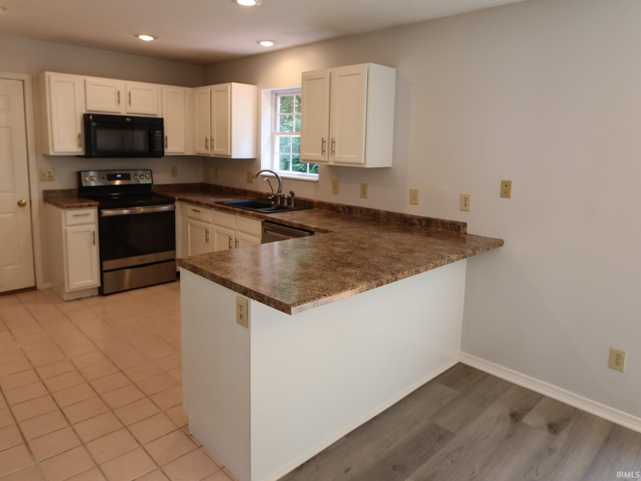 2242 S Sweetbriar Circle